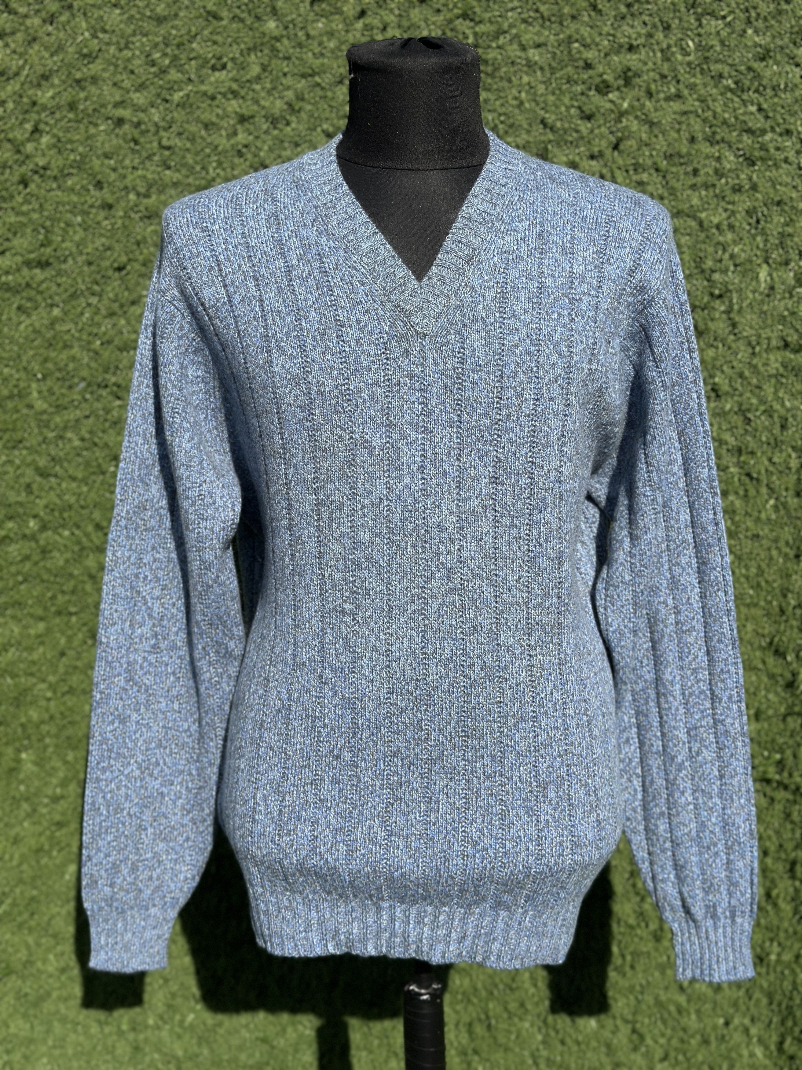 Loro Piana Loro Piana 100% Cashmere V-Neck Knit Sweater Size IT 54 XL Size US XL / EU 56 / 4 - 2 Thumbnail