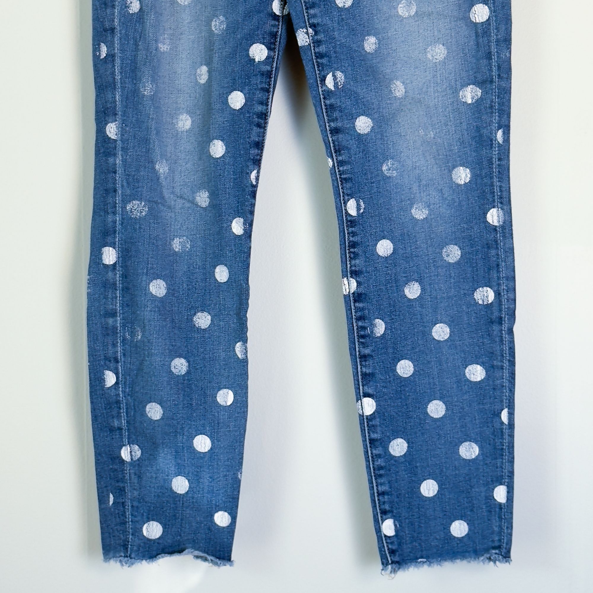 7 For All Mankind 7 for all Mankind The High Waist Ankle Skinny Jean Polka Dot Size 28" / US 6 / IT 42 - 3 Thumbnail