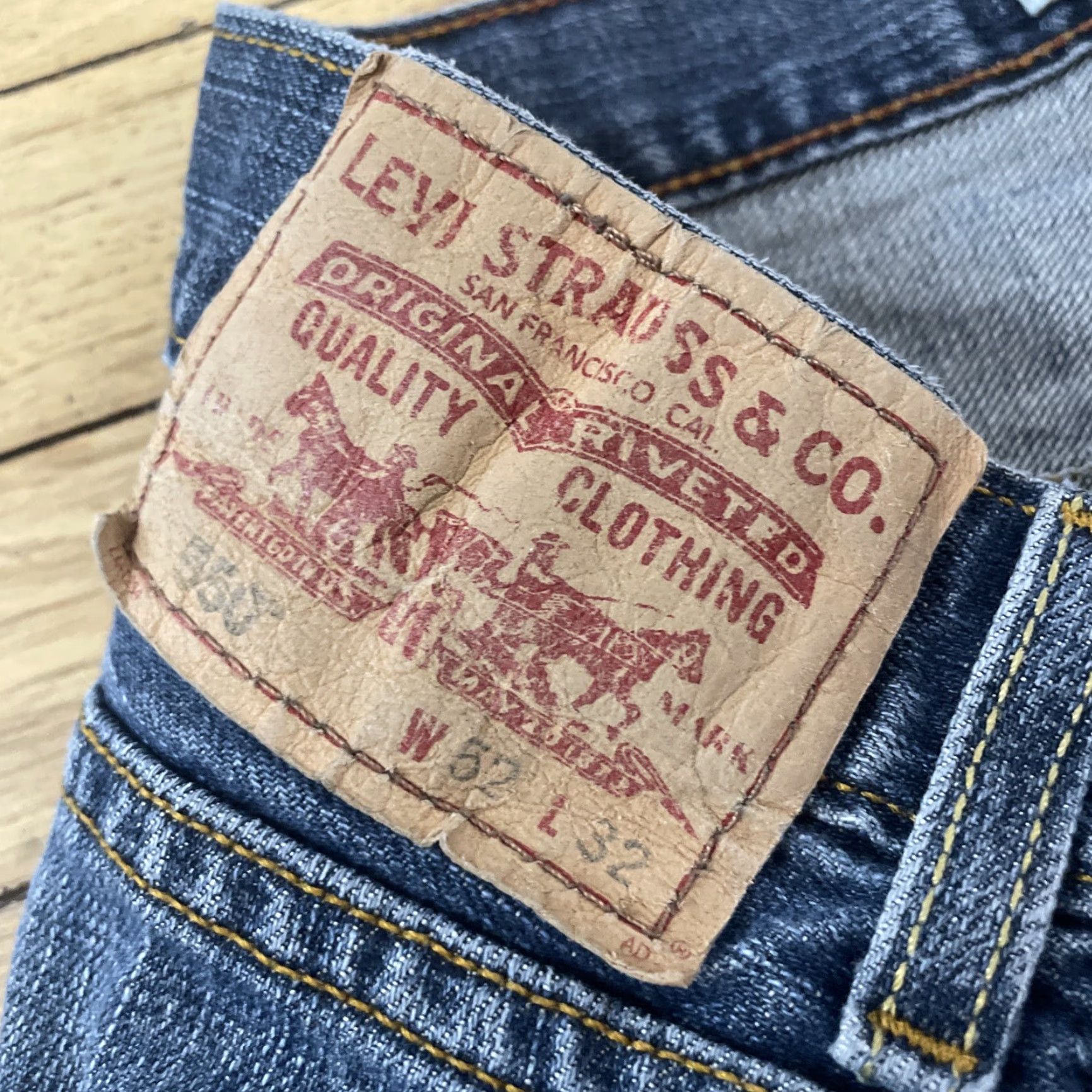 Levi's VINTAGE Levi’s Jeans 550 Jeans Men 52x30 Baggy Y2k Relaxed Fit Blue Streetwear Denim Men Size US 36 / EU 52 - 5 Thumbnail