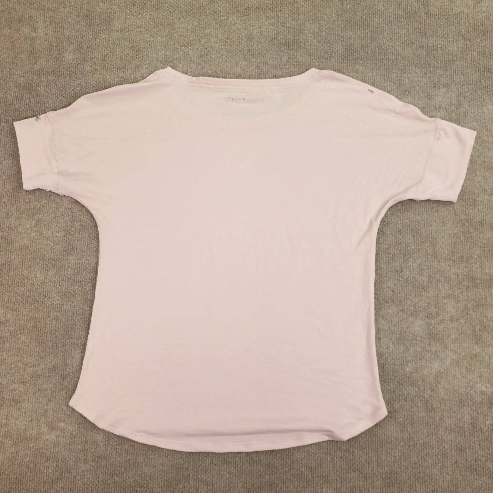 Pinko Columbia T-Shirt Womens Extra Small Pink Short Sleeve Moisture Wicking Size XS / US 0-2 / IT 36-38 - 7 Thumbnail