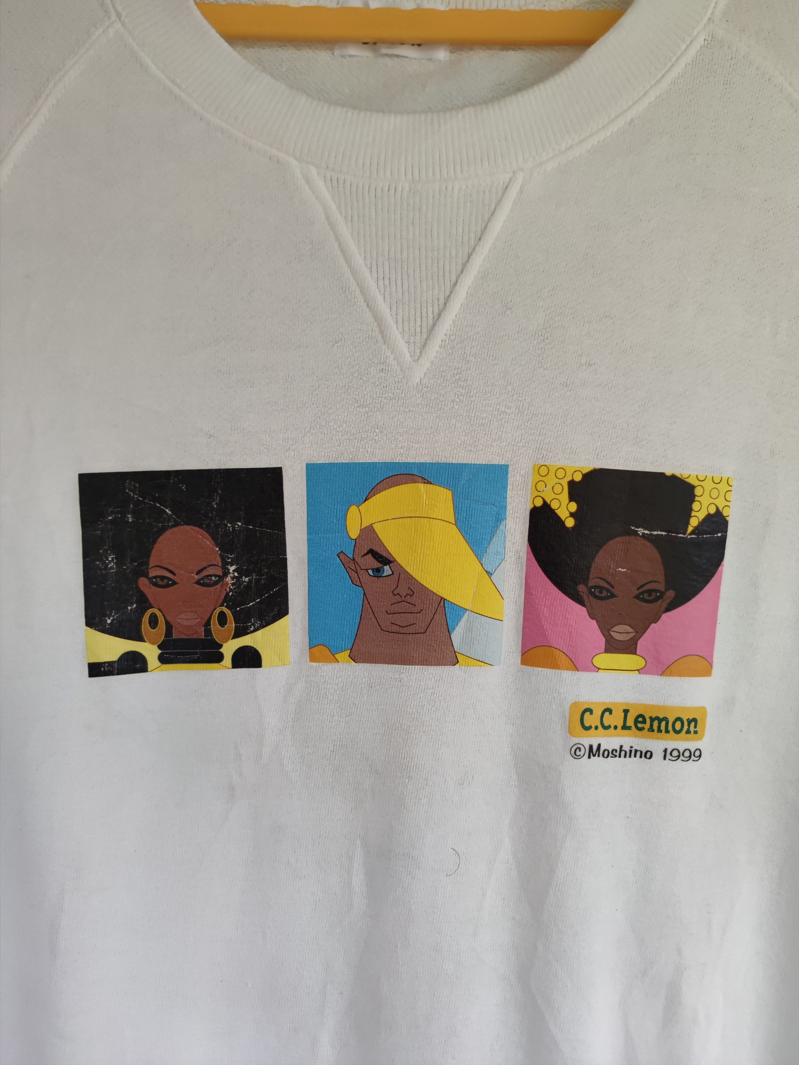 Moschino Vintage 1999 C.C. Lemon Size US L / EU 52-54 / 3 - 5 Thumbnail