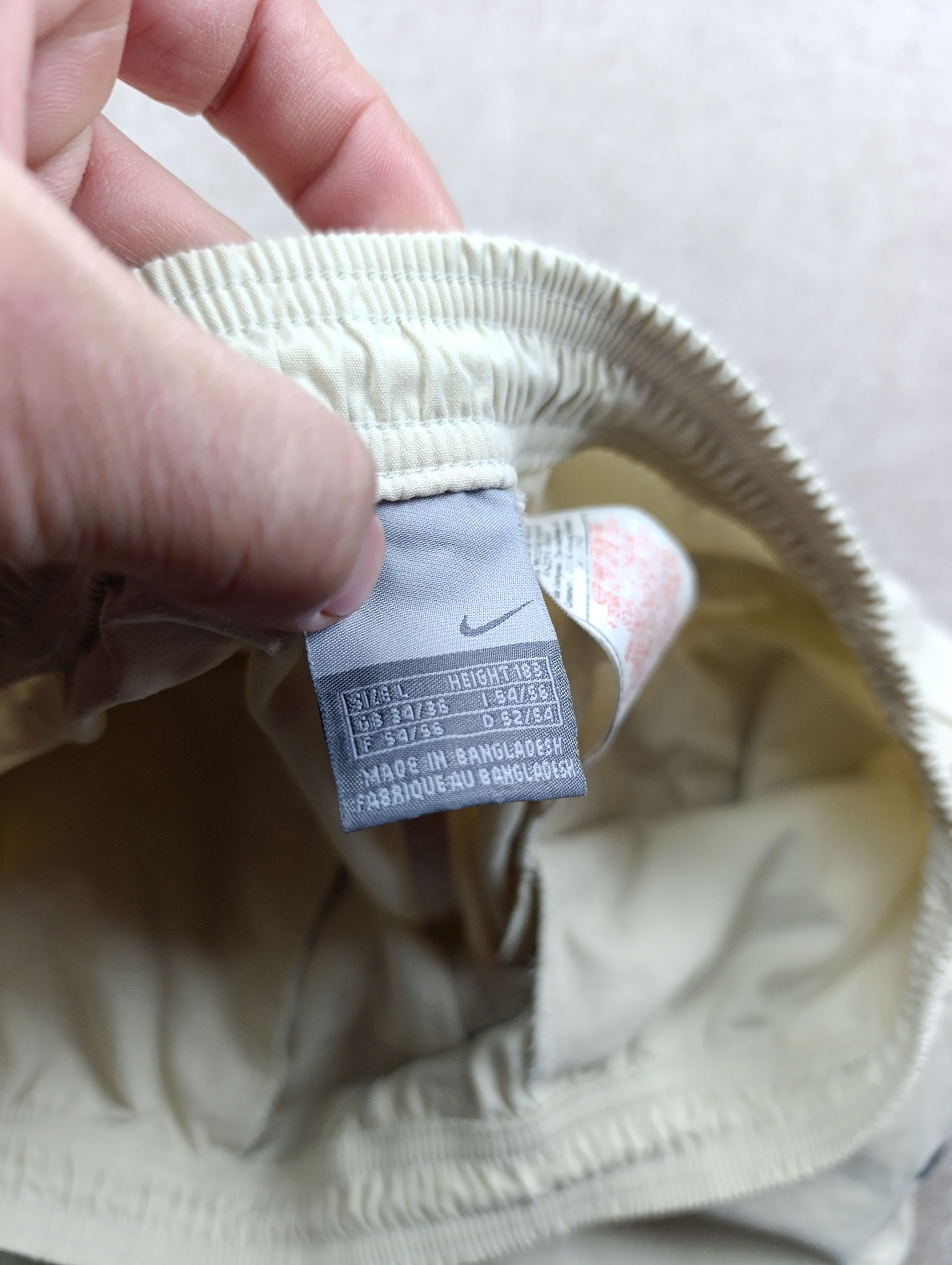 Nike Nike Mens Vintage Cargo Shorts Drawstring Breeches Size US 34 / EU 50 - 17 Thumbnail