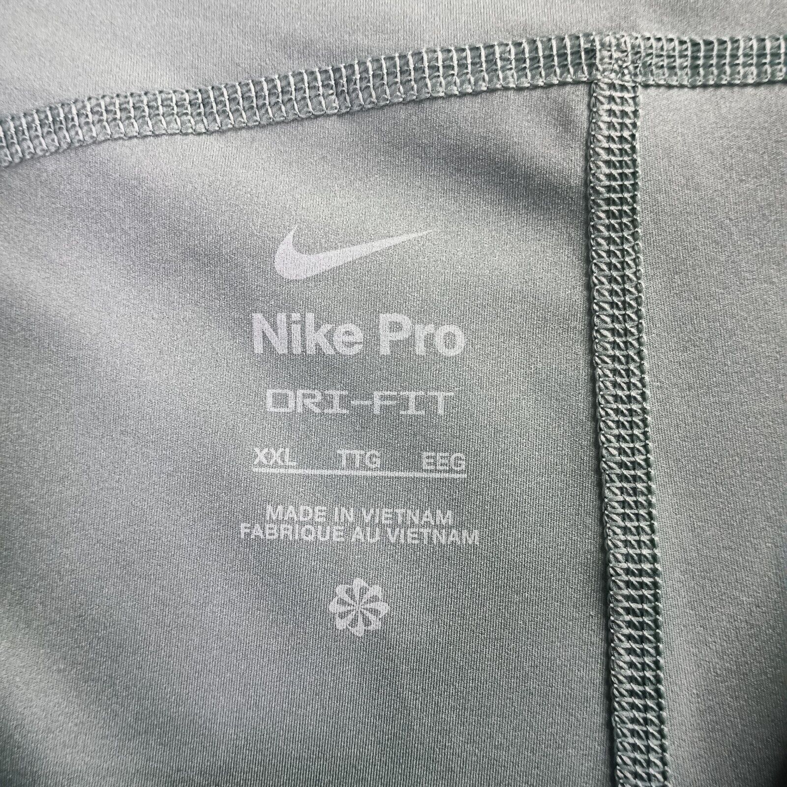 Nike Women's Size 2XL Nike Pro 3" Shorts Green Workout Biker Dri Size 38" / US 16 / IT 52 - 2 Thumbnail