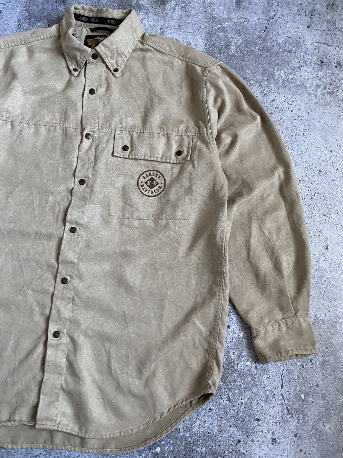 Designer × Harley Davidson × Vintage Vintage Harley Davidson Button Suede Logo Shirt Size M Size US M / EU 48-50 / 2 - 3 Thumbnail