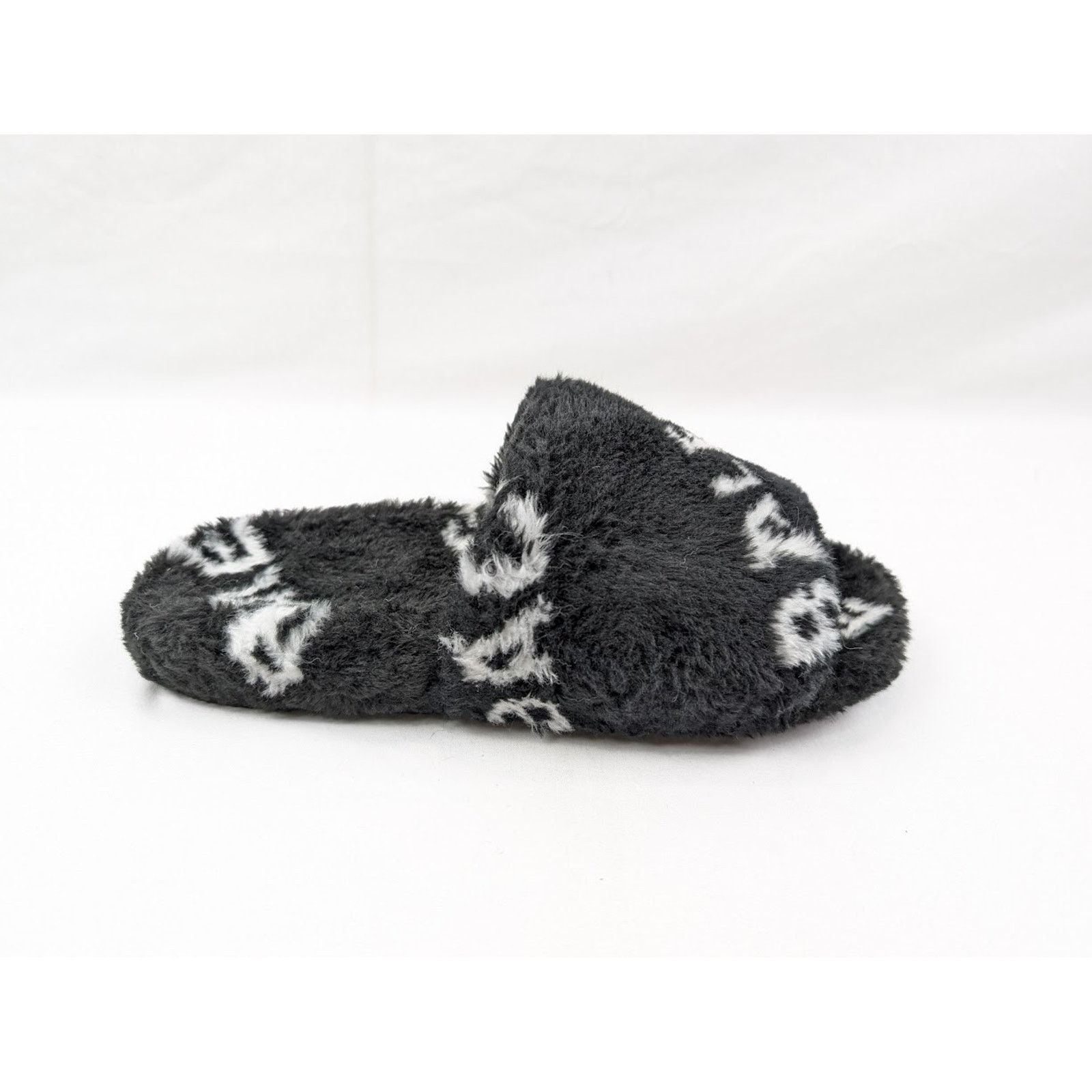 Balenciaga o1rshd1 Allover Logo Furry Slide in Black/White Size US 7 / EU 40 - 1 Thumbnail