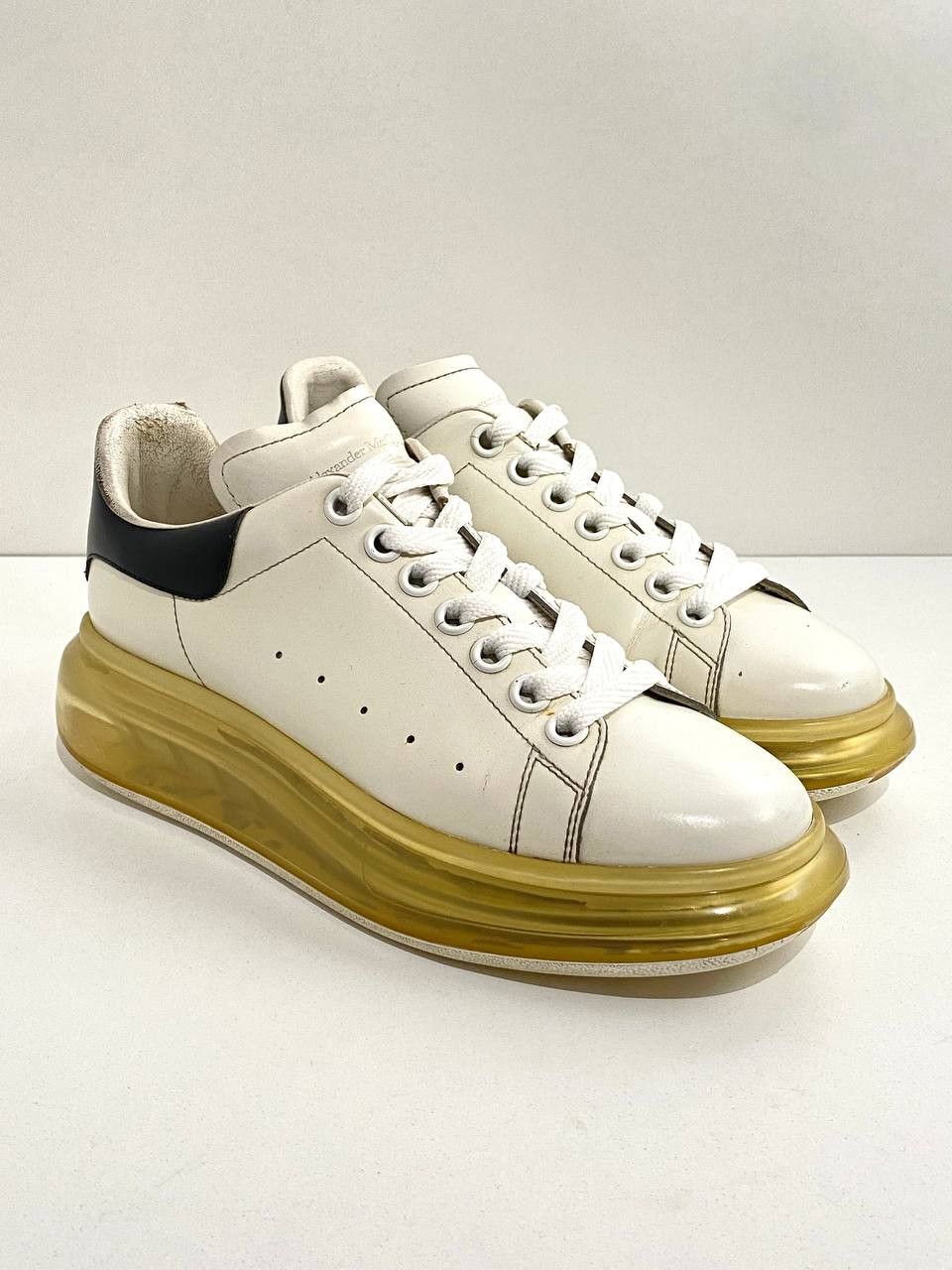 Alexander McQueen Alexander McQueen White Logo Oversize Shoes Sneakers Size US 6 / IT 36 - 4 Thumbnail