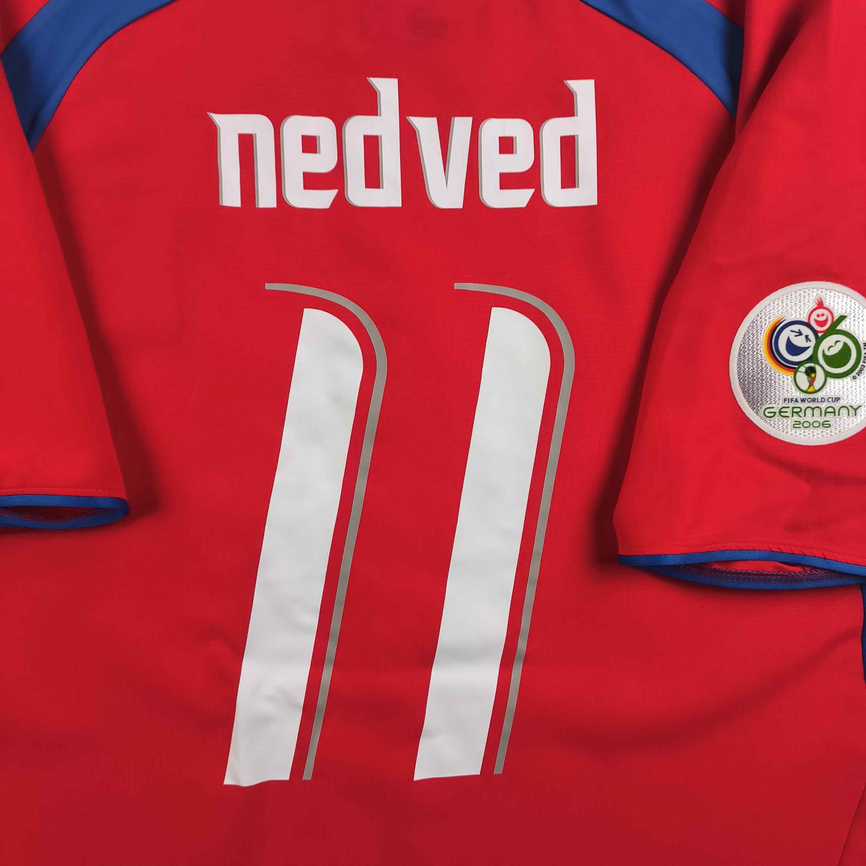 Puma Czech Republic 2006-08 Puma home Nedved football jersey XL Size US XL / EU 56 / 4 - 8 Thumbnail