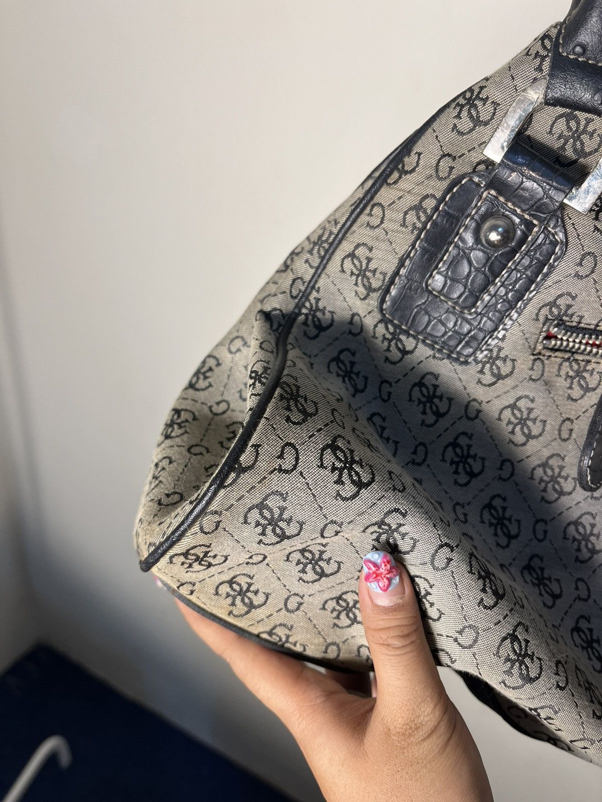 Guess Vtg guess buckled bag Size ONE SIZE - 11 Thumbnail