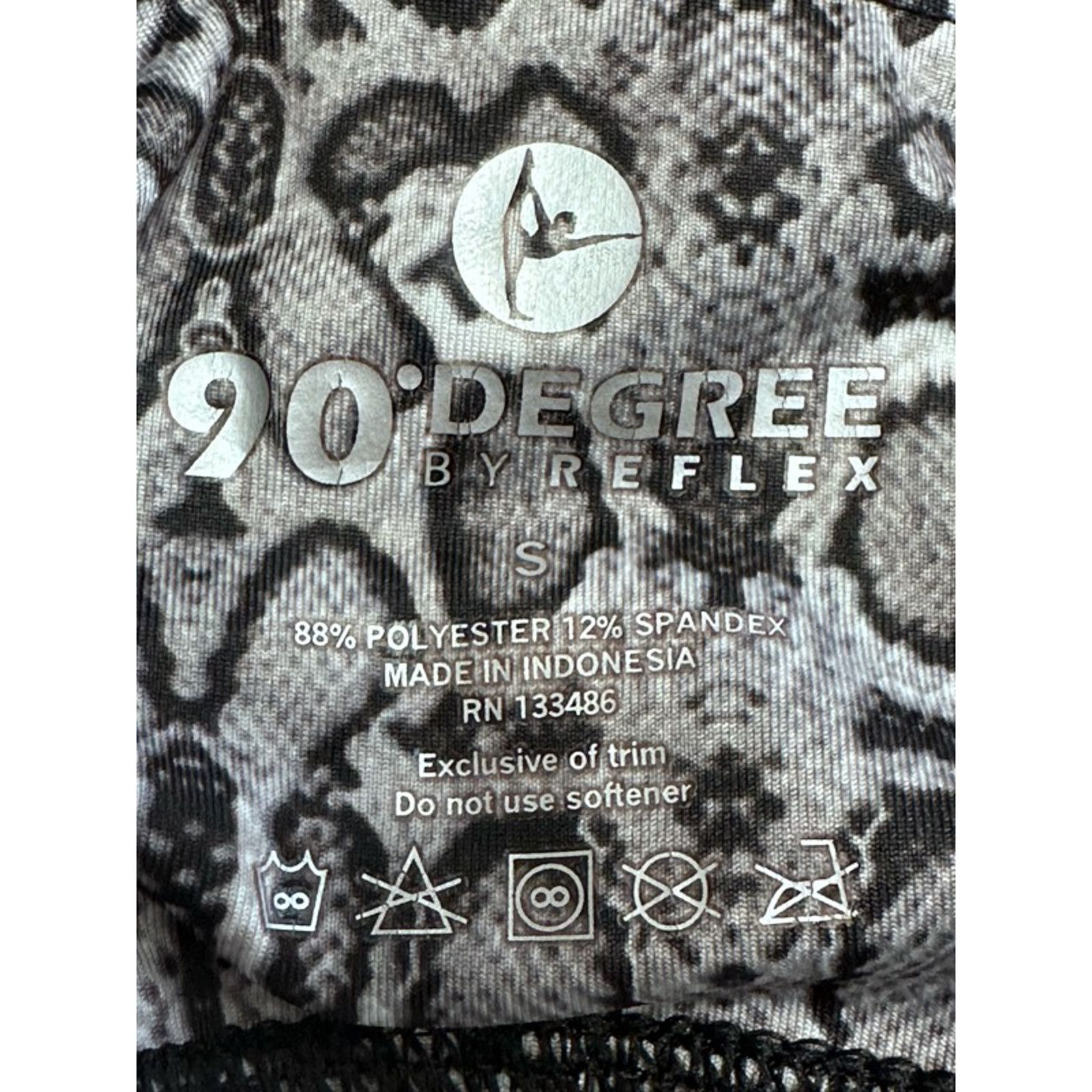 Other 90 Degree by Reflex Capri Leggings Stretchable Snake Gray S Size 29" - 7 Thumbnail