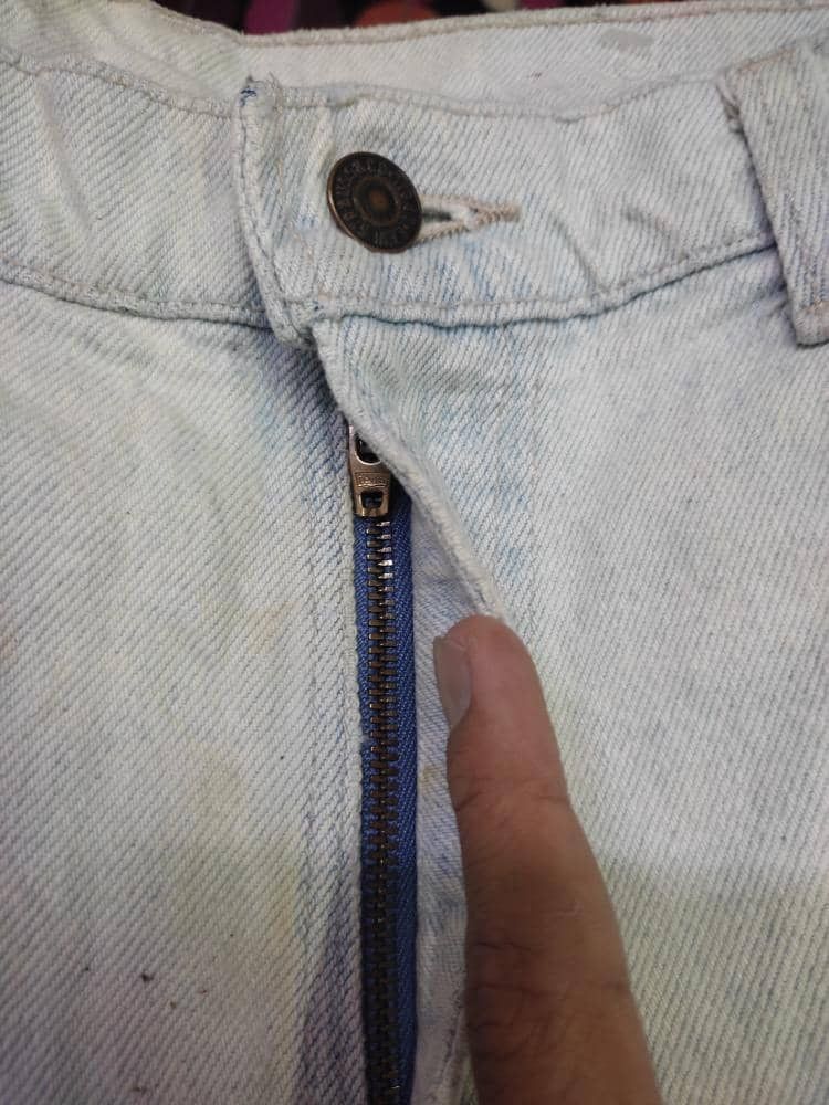 Levi's × Levi's Vintage Clothing LEVIS DISTRESSED JEANS VINTAGE Size US 37 - 5 Thumbnail