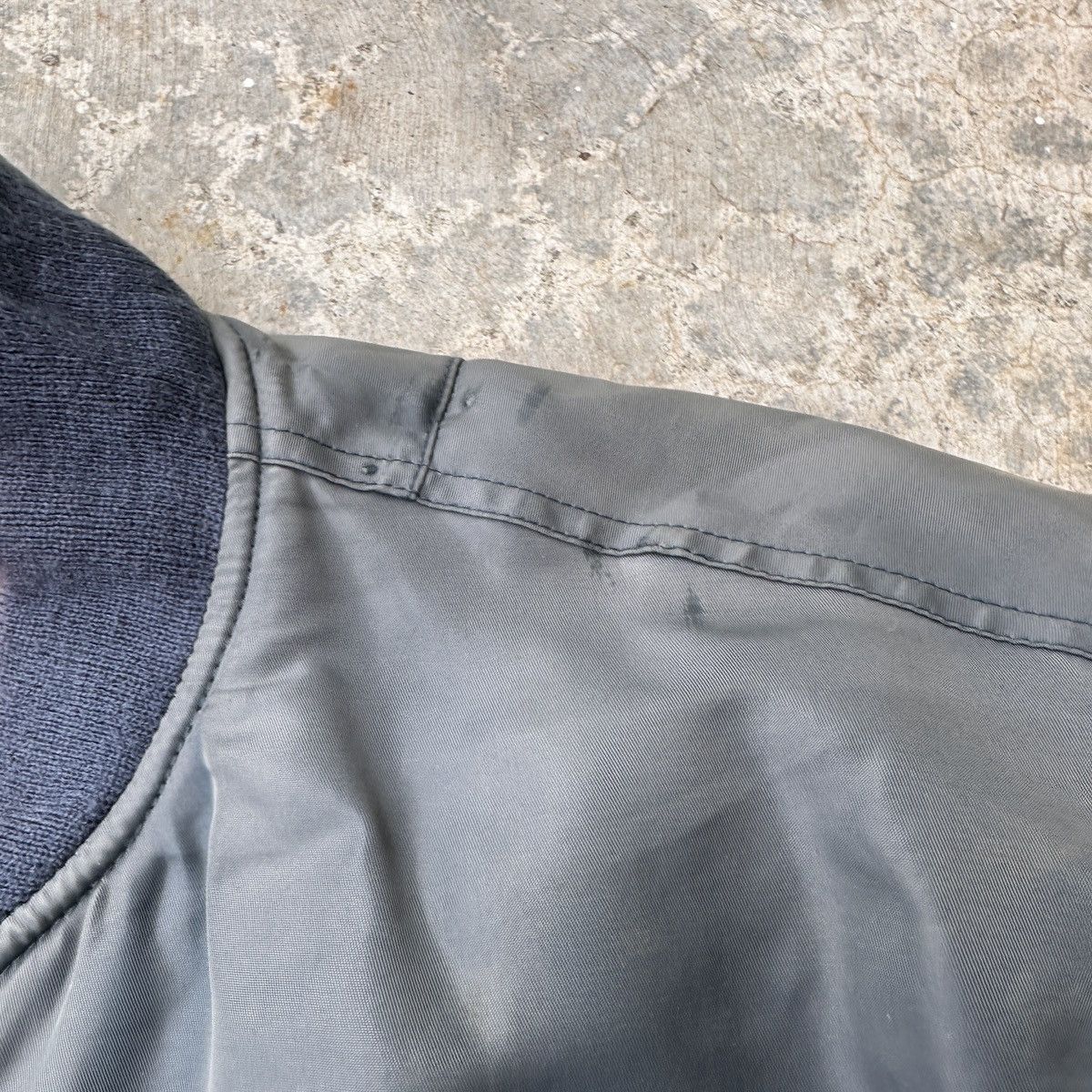 Alpha Industries Reversible 90s MA-1 Bomber jkt US army navy military usa Size US L / EU 52-54 / 3 - 16 Thumbnail