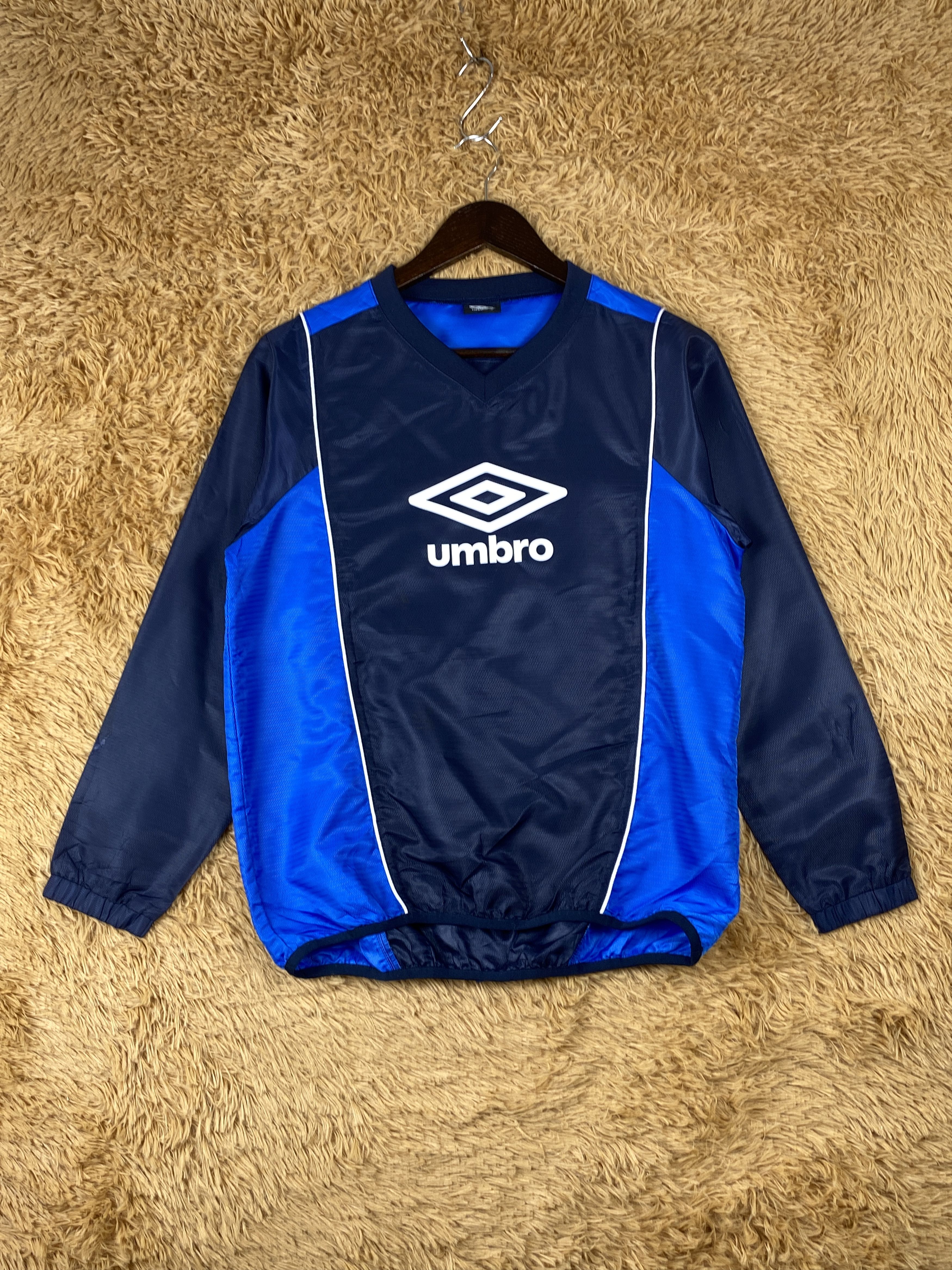 Other Vintage Umbro Long Sleeve Jerseys J1852 Size US S / EU 44-46 / 1 - 1 Thumbnail
