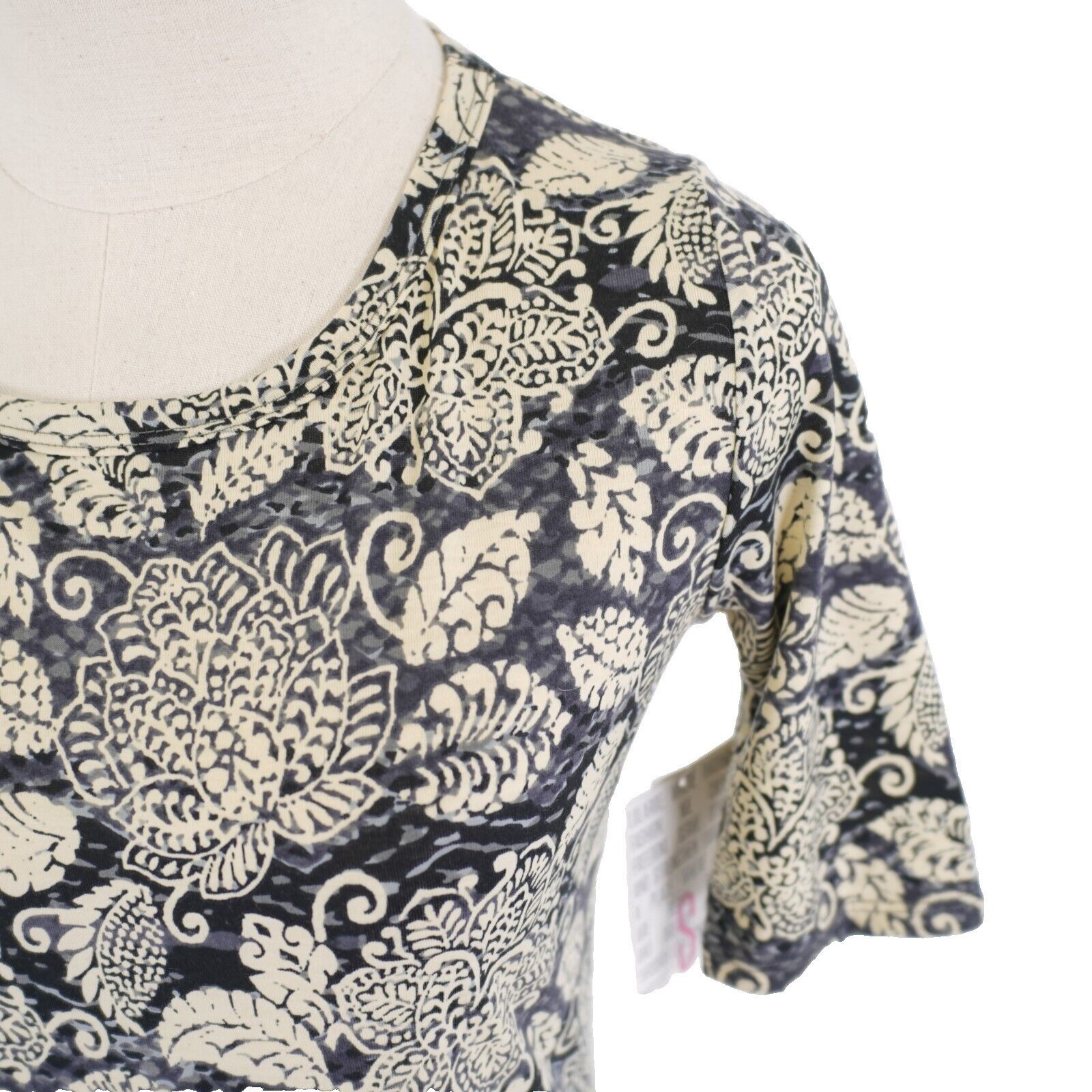 Designer NEW LuLaRoe Julia Small Gray Tan Floral Bodycon Shirt Dress Size S / US 4 / IT 40 - 2 Thumbnail