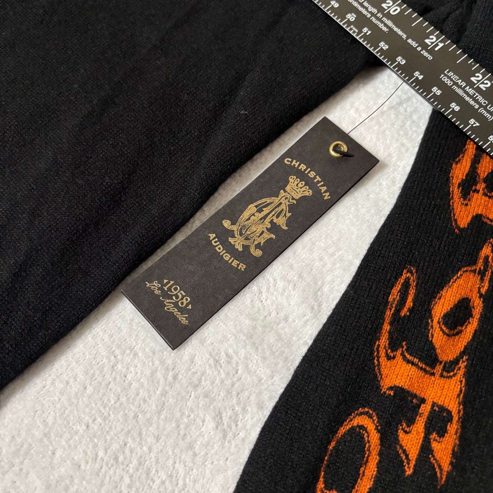 Christian Audigier Christian Audigier Skull Piston V Neck Black Y2K NWT Size US XL / EU 56 / 4 - 7 Thumbnail
