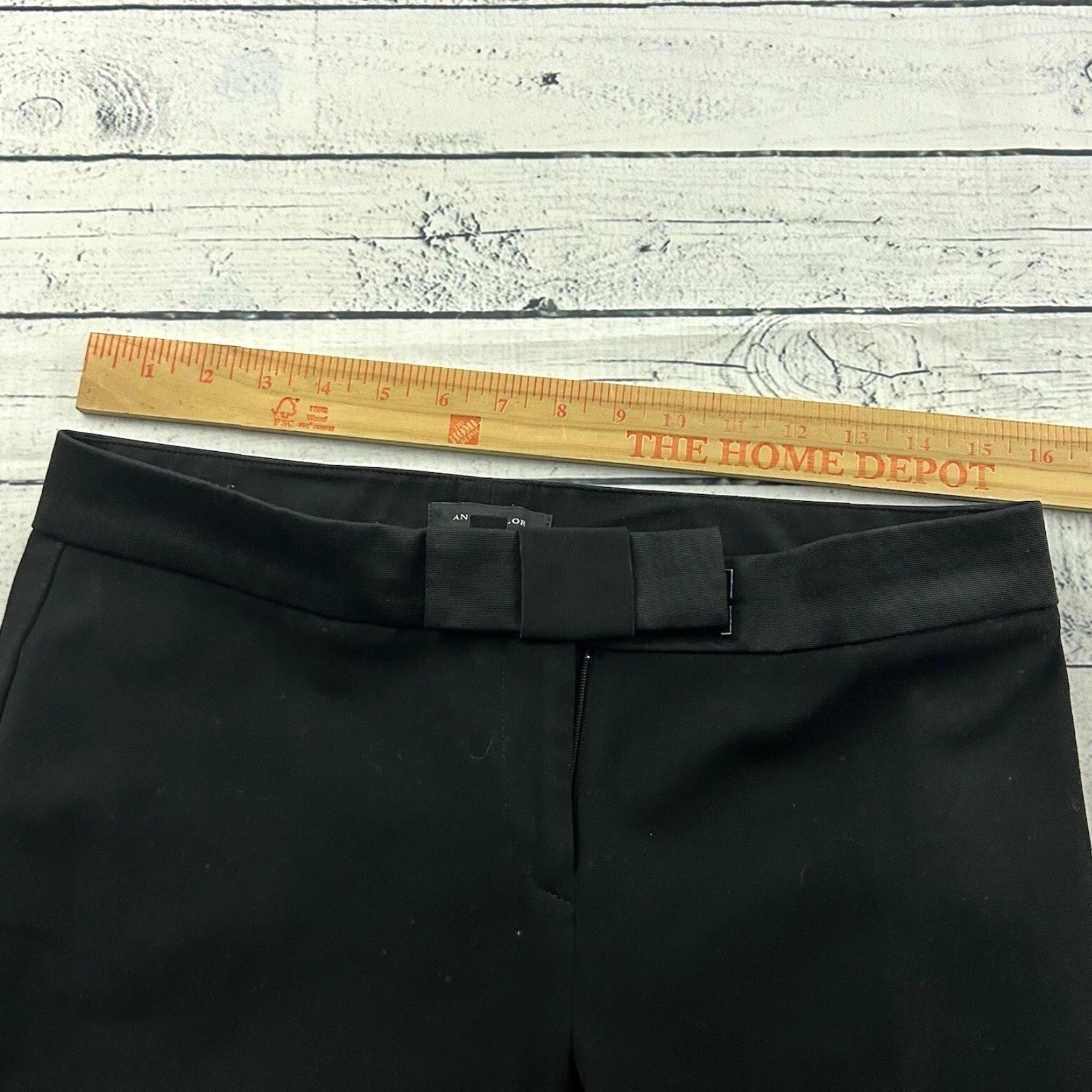 Ann Taylor Ann Taylor Pants Women's 4 Tapered Black Dress Pants Womens Size 27" / US 4 / IT 40 - 4 Thumbnail