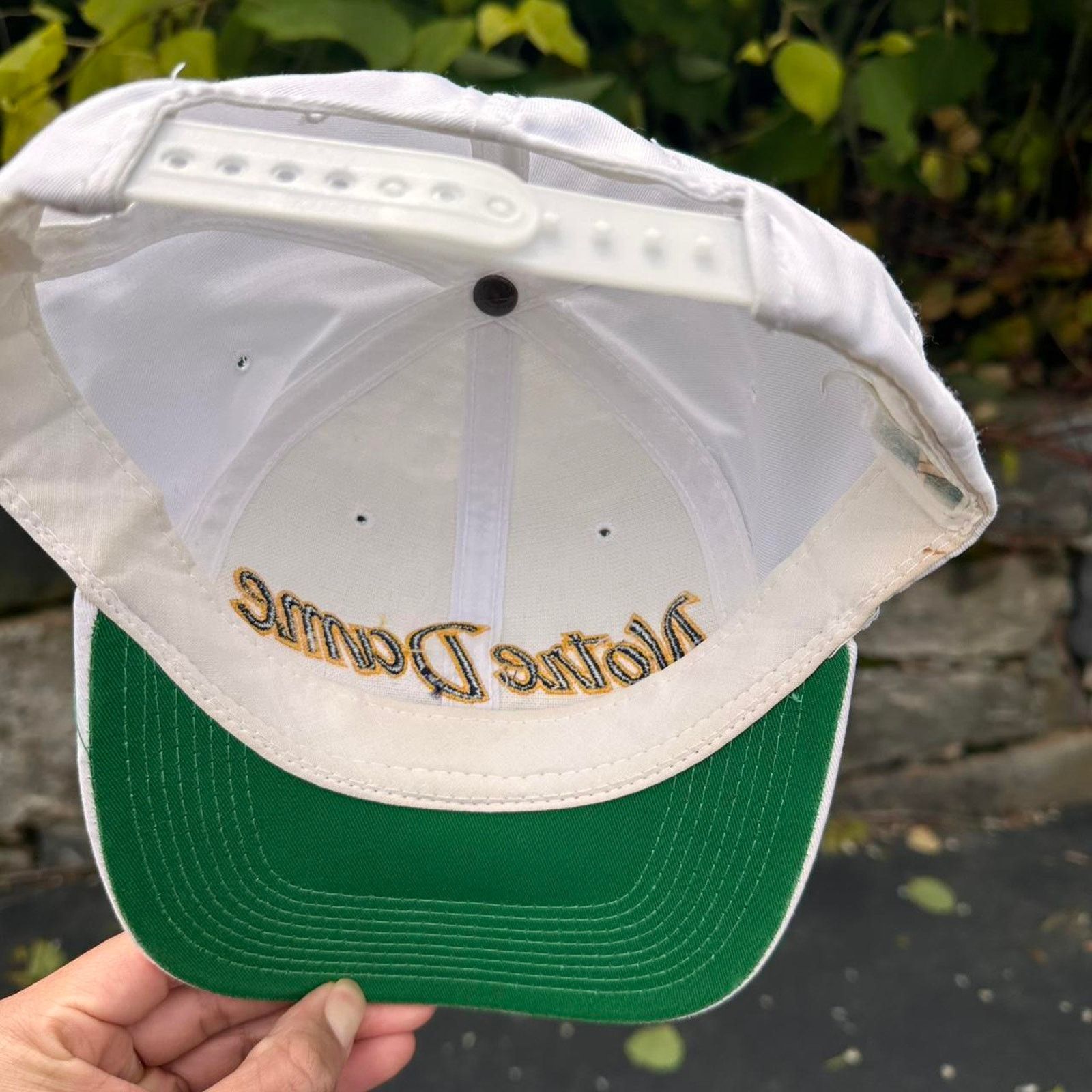 Sports Specialties × Vintage Vintage Notre Dame Sport Specialties Script SnapBack Hat Size ONE SIZE - 6 Thumbnail