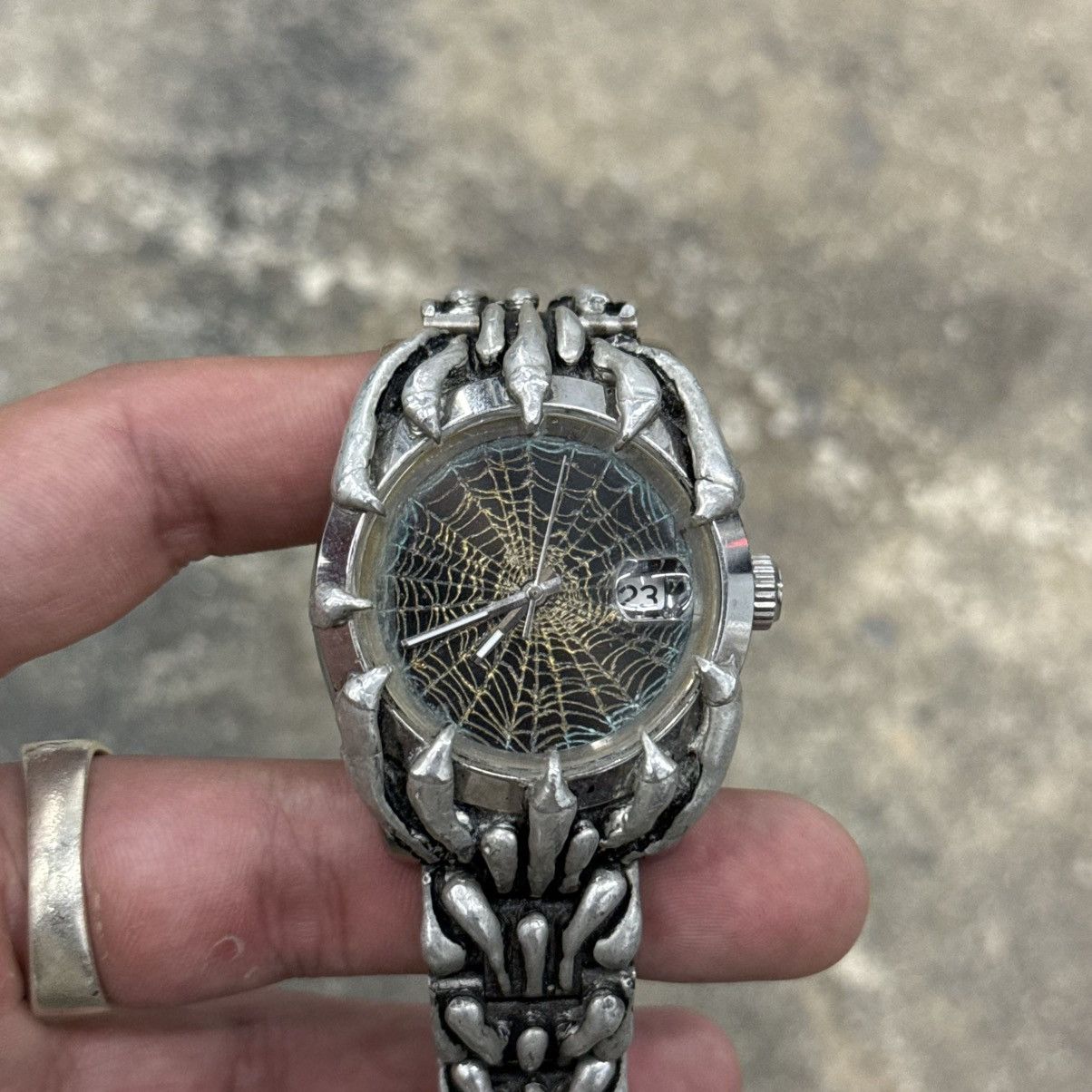 Alabaster Industries Alabaster Industries Spiderweb Watch Size ONE SIZE - 5 Thumbnail