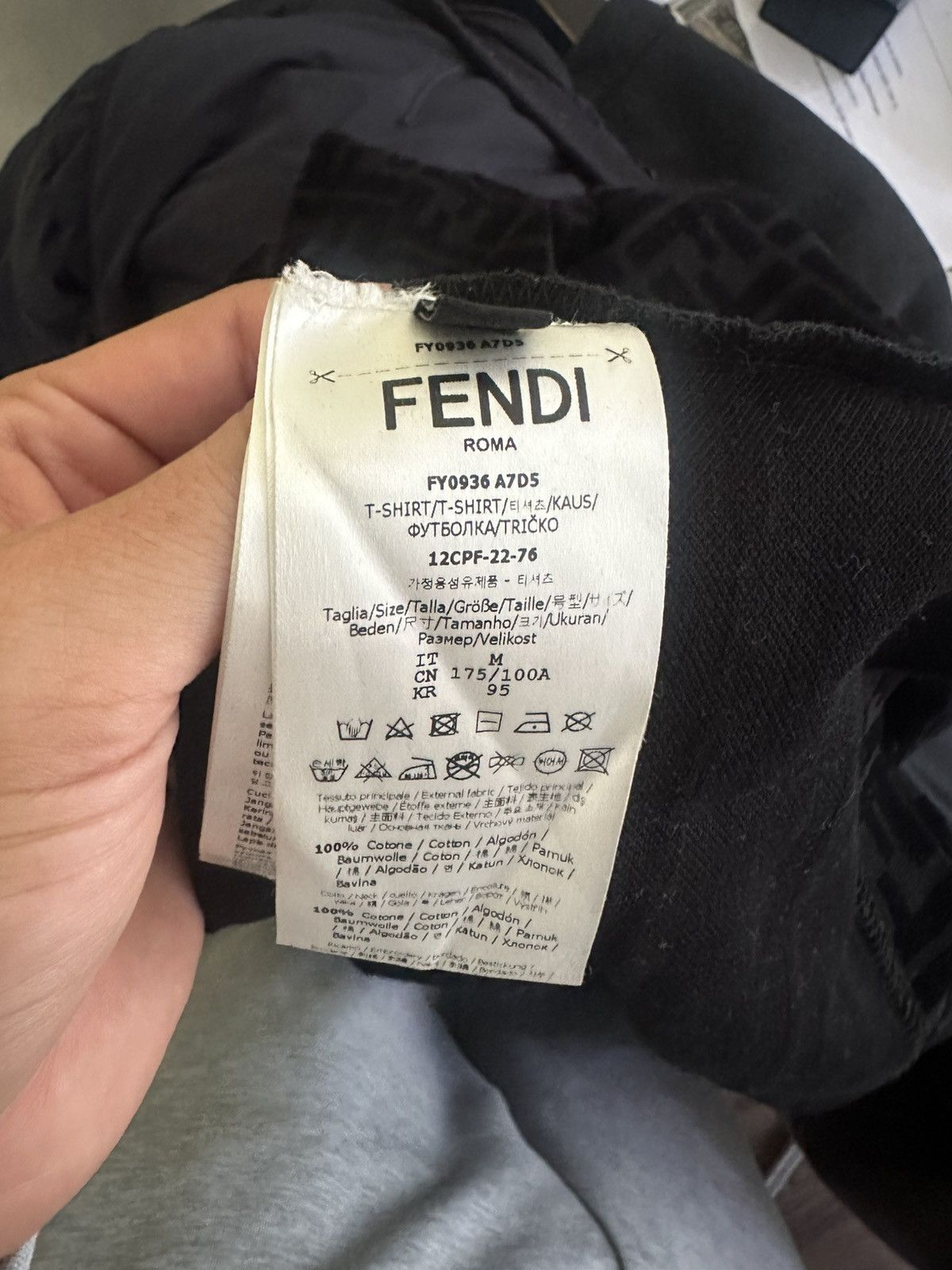 Fendi Fendi monogram tshirt Size US L / EU 52-54 / 3 - 4 Thumbnail