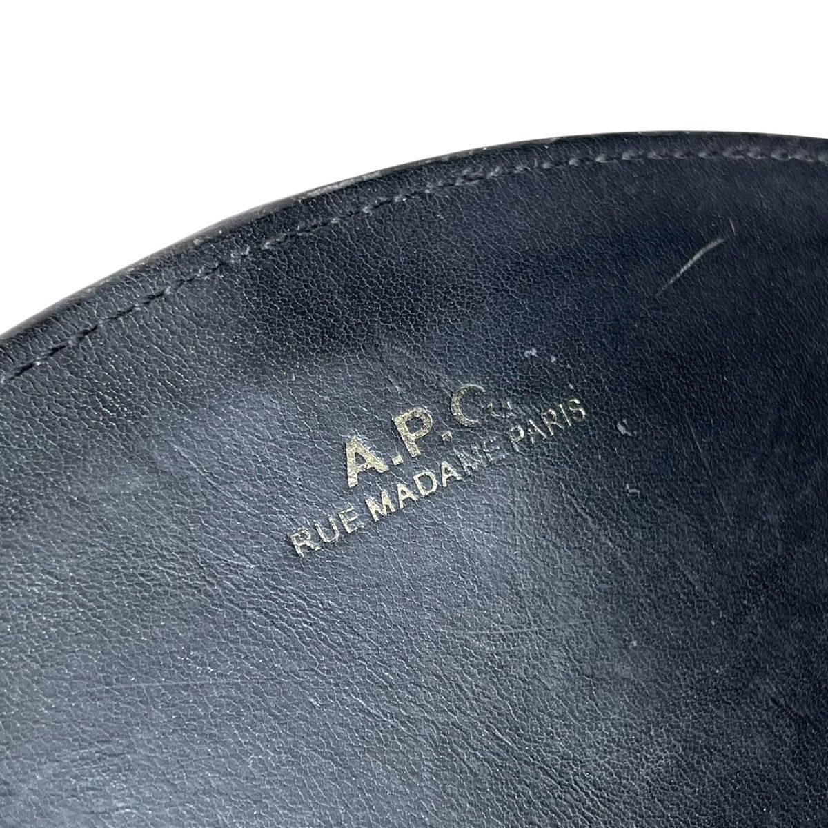 A.P.C. × Genuine Leather A.P.C Rue Madame Paris Demi-Lune Full Leather Crossbody Bag Size ONE SIZE - 6 Thumbnail