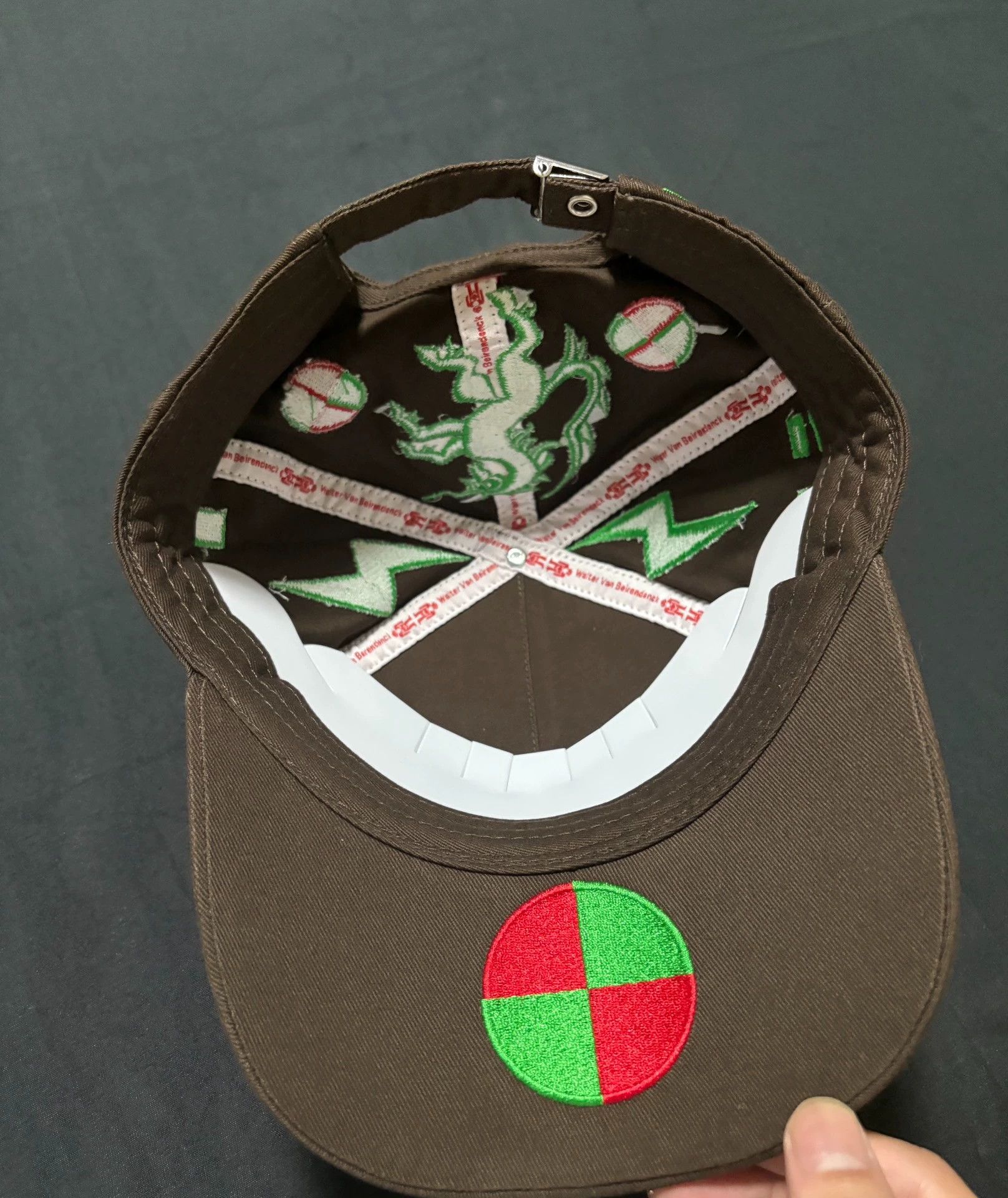 Walter Van Beirendonck Walter Van Beirendonck Embroidered Alien Colorblocked Hat Size ONE SIZE - 5 Thumbnail
