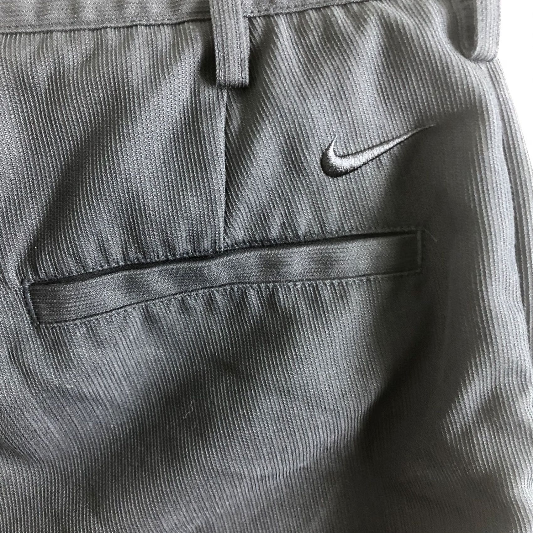 Nike Nike Golf Chino Shorts Mens Navy Blue Pleated Front Casual Golf size 34 Medium Size US 34 / EU 50 - 3 Thumbnail