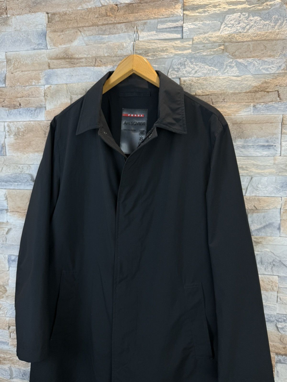 Prada Trench coach cloaks Prada jacket prada Art Sgv850 gore tex Size US L / EU 52-54 / 3 - 1 Thumbnail