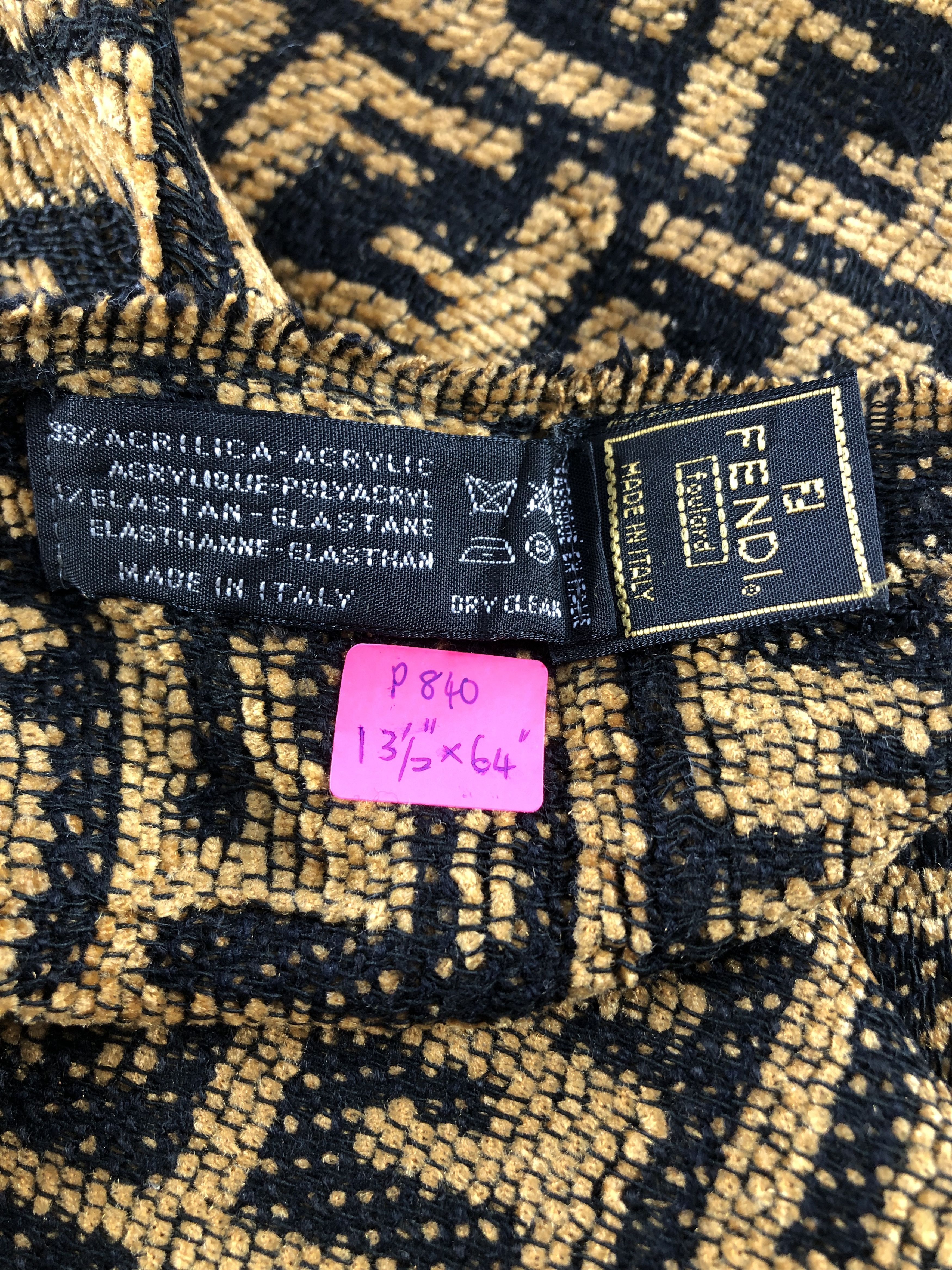 Fendi Fendi Monogram Scarf / Muffler / Neckwear P840 Size ONE SIZE - 4 Thumbnail