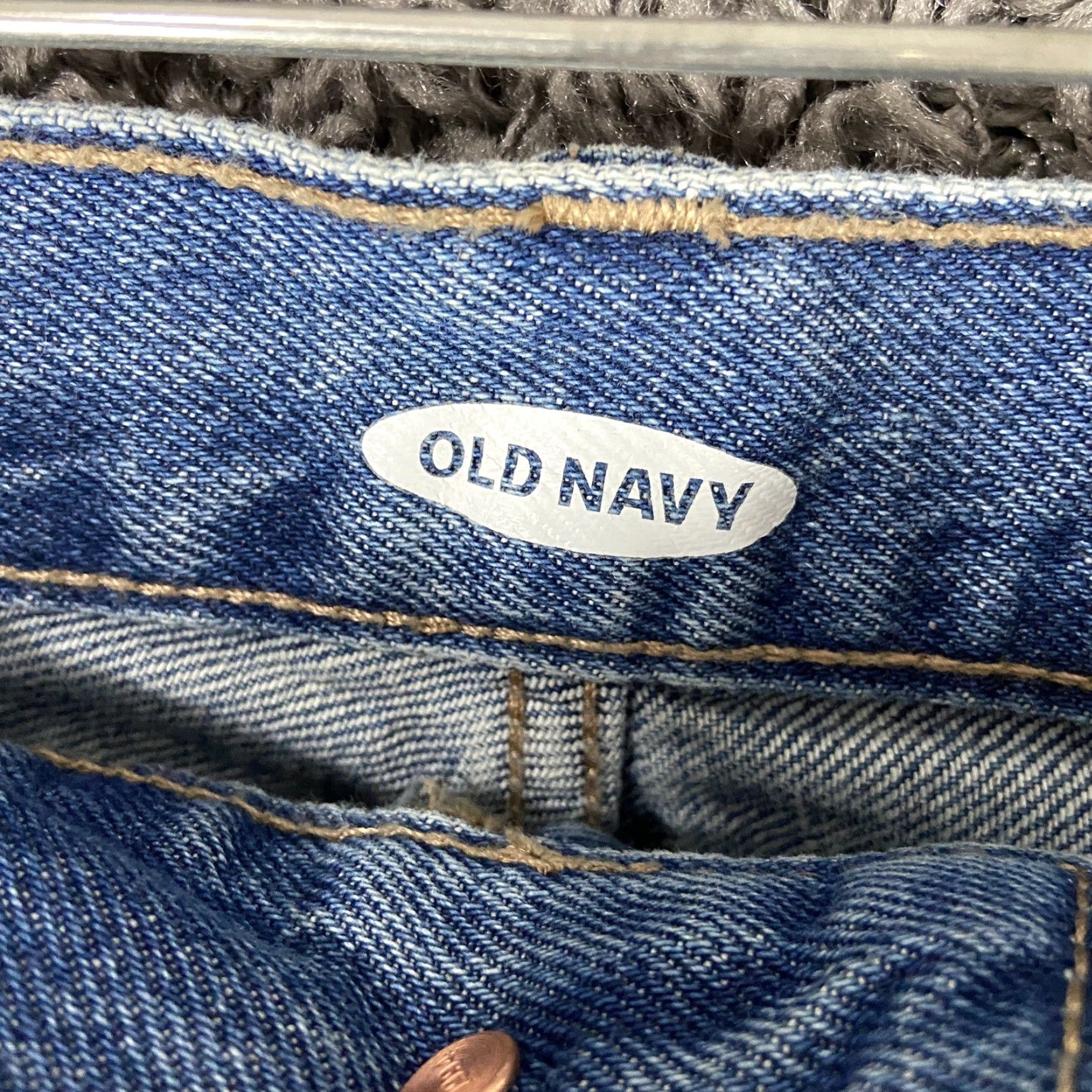 Old Navy NEW Old Navy Distressed Denim Cut-Off Shorts Women's Size 16 Blue Size 38" / US 16 / IT 52 - 5 Thumbnail