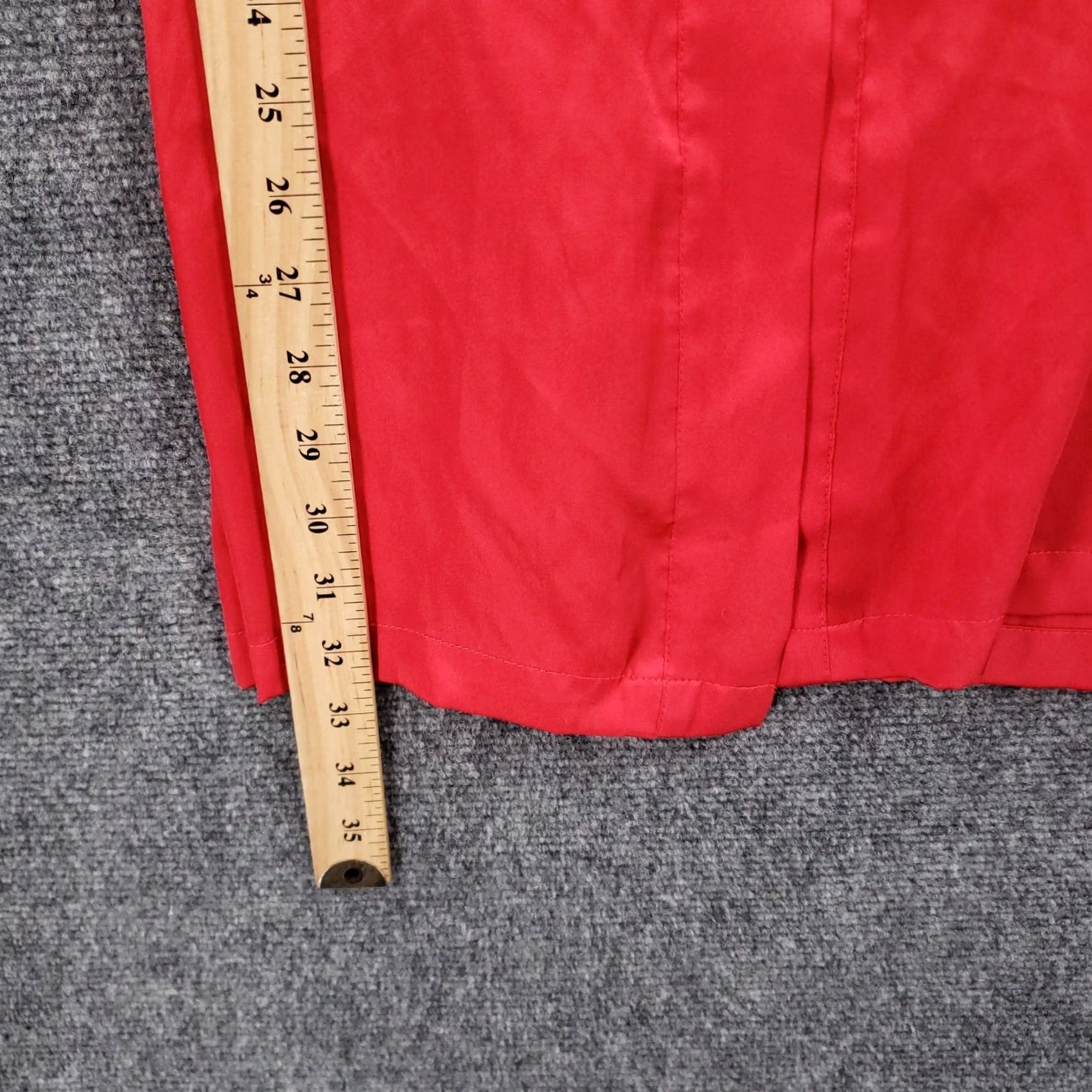 Victoria's Secret Victoria's Secret Robe Kimono Womens S Red Satin 3/4 Sleeve Tie Lingerie 90s Theme Vintage not Vintage Size ONE SIZE - 4 Thumbnail