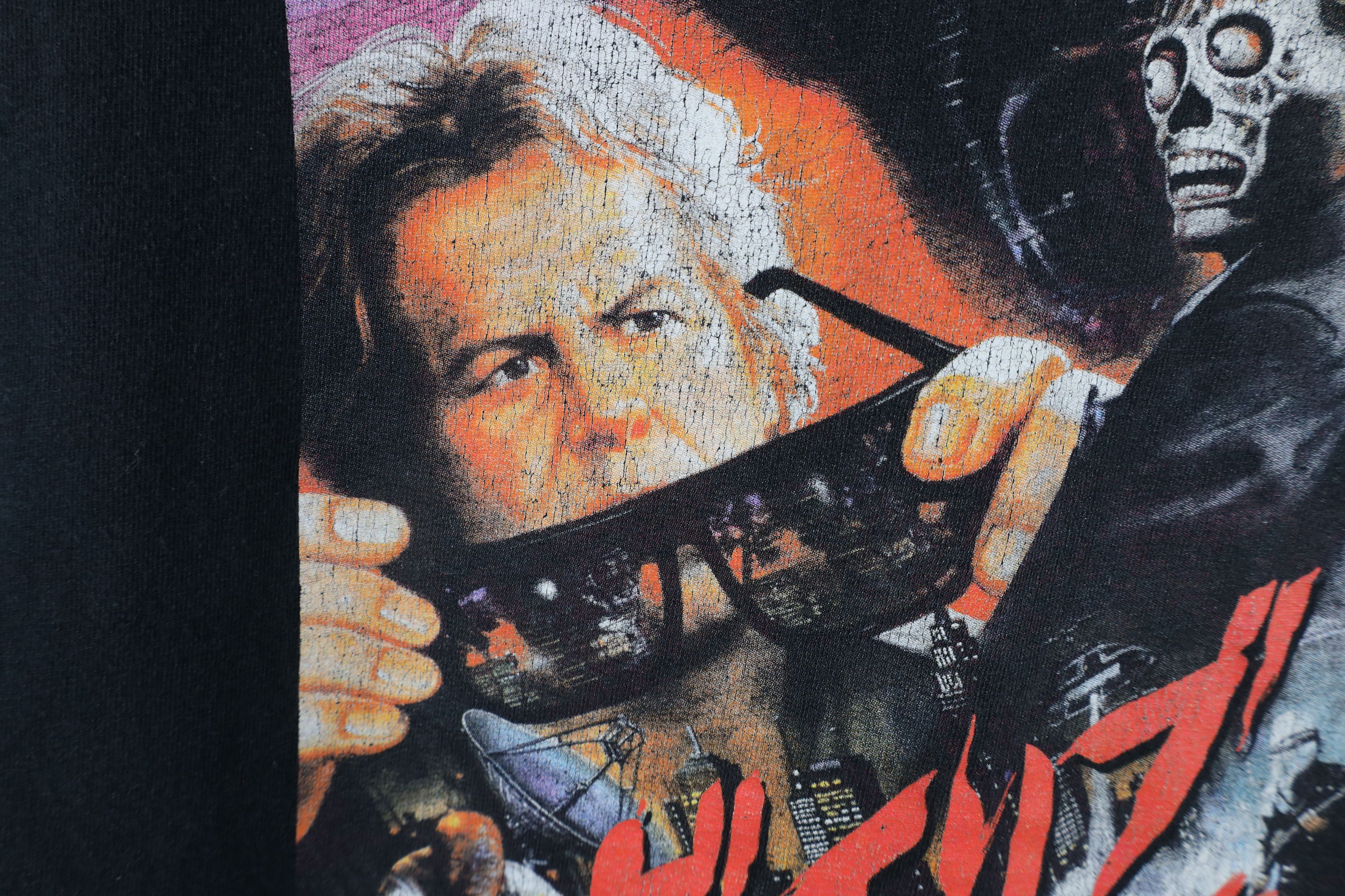 Vintage Vintage Streetwear They Live Brain Wash Horror Movie T-Shirt Size US L / EU 52-54 / 3 - 7 Thumbnail