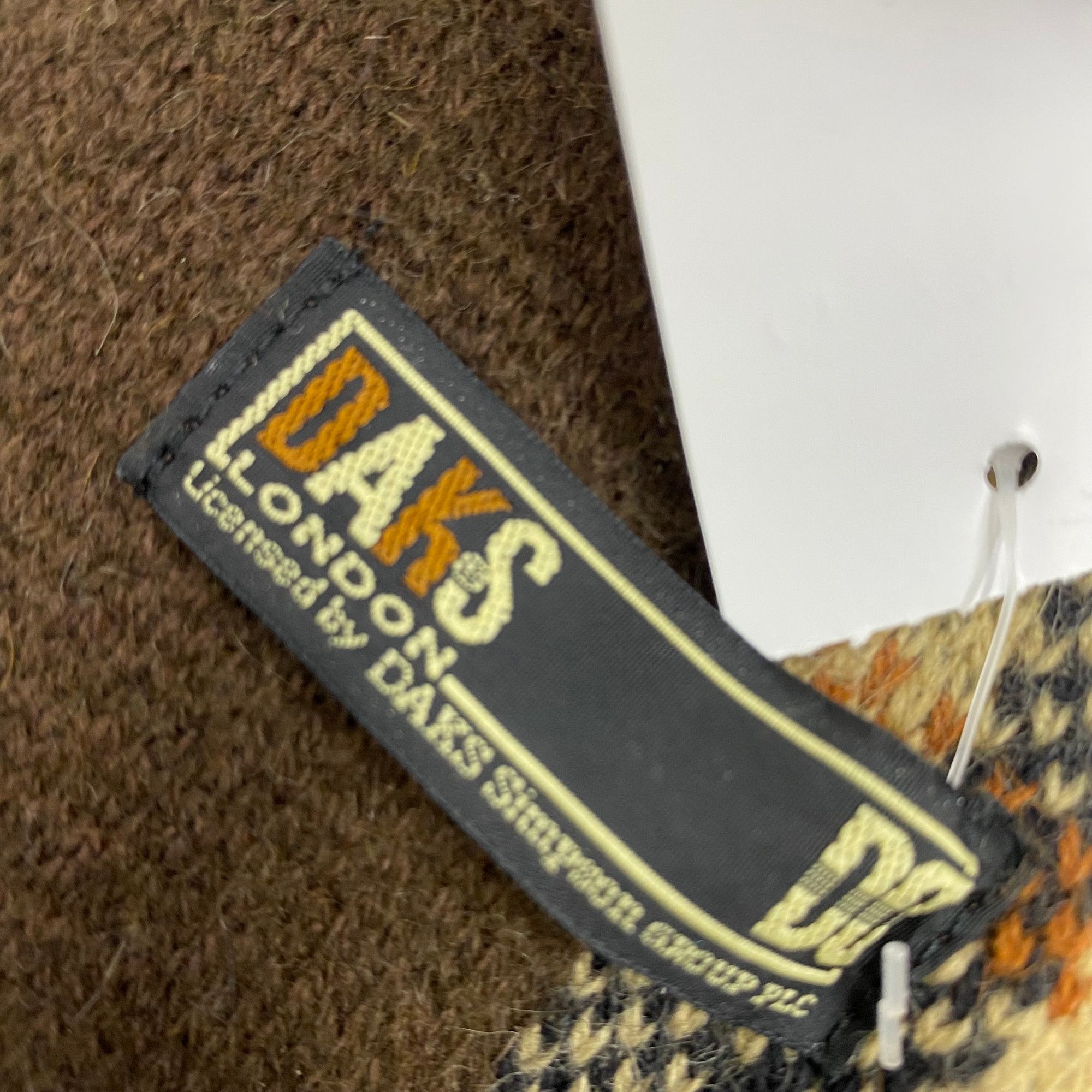 DAKS Vintage DAKS London Scarf Muffler Wool Pom Pom Scarves Size ONE SIZE - 4 Thumbnail