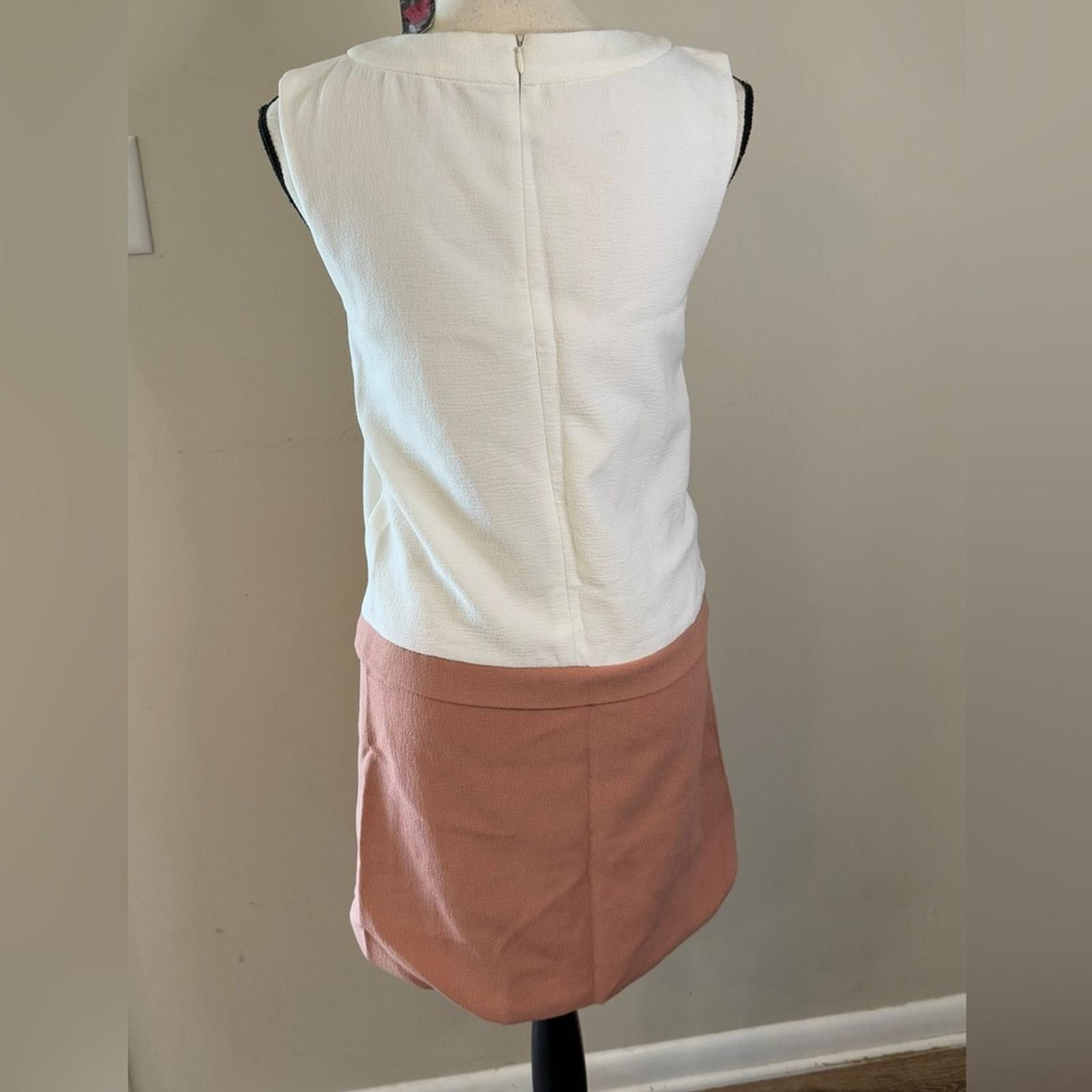 Aran Isles Knitwear Aryn k sleeveless midi dress White & Pink asymmetrical hem M Size M / US 6-8 / IT 42-44 - 5 Thumbnail