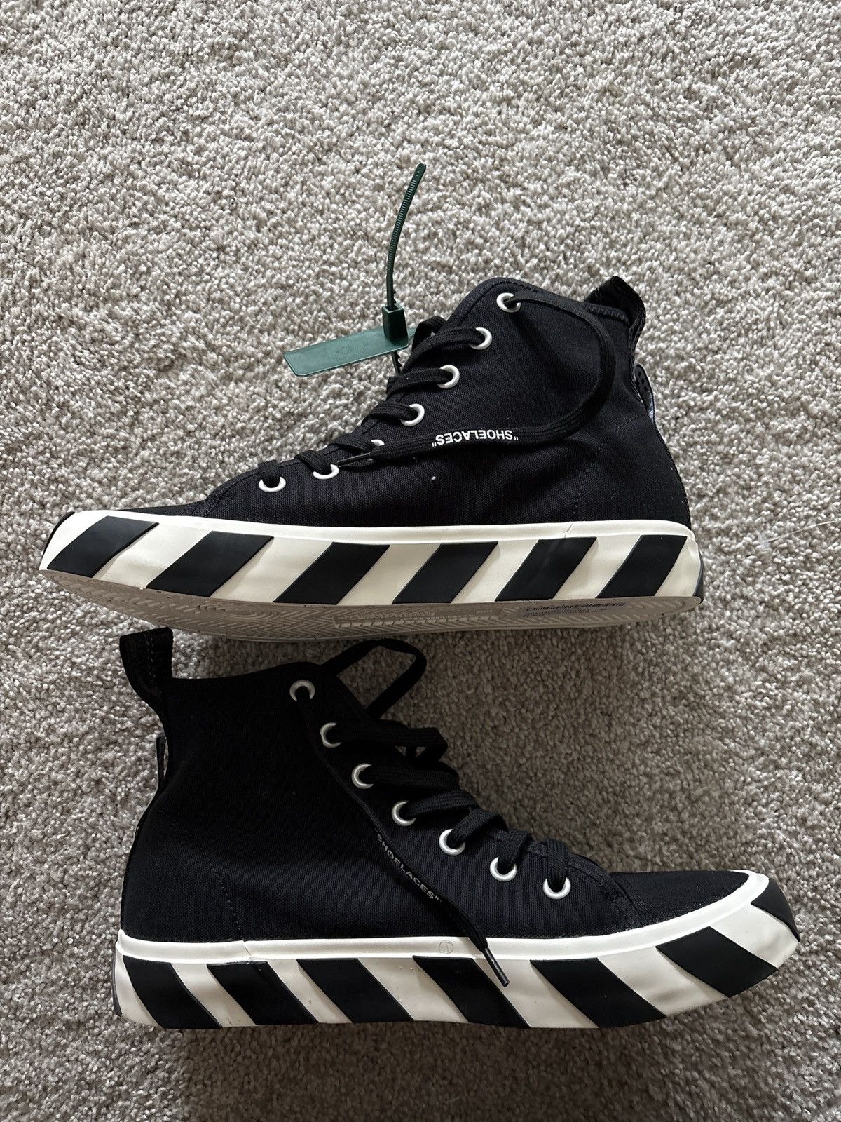 Off-White Off-White Mid Top Vulcs Size US 10 / EU 43 - 2 Thumbnail