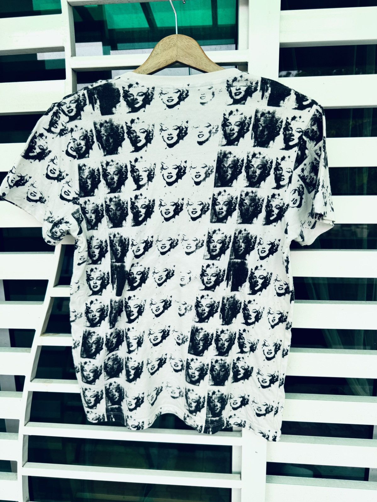 Andy Warhol × Uniqlo Uniqlo X SPRZNY X Andy Warhol - Full Print Manroe Size M / US 6-8 / IT 42-44 - 2 Thumbnail