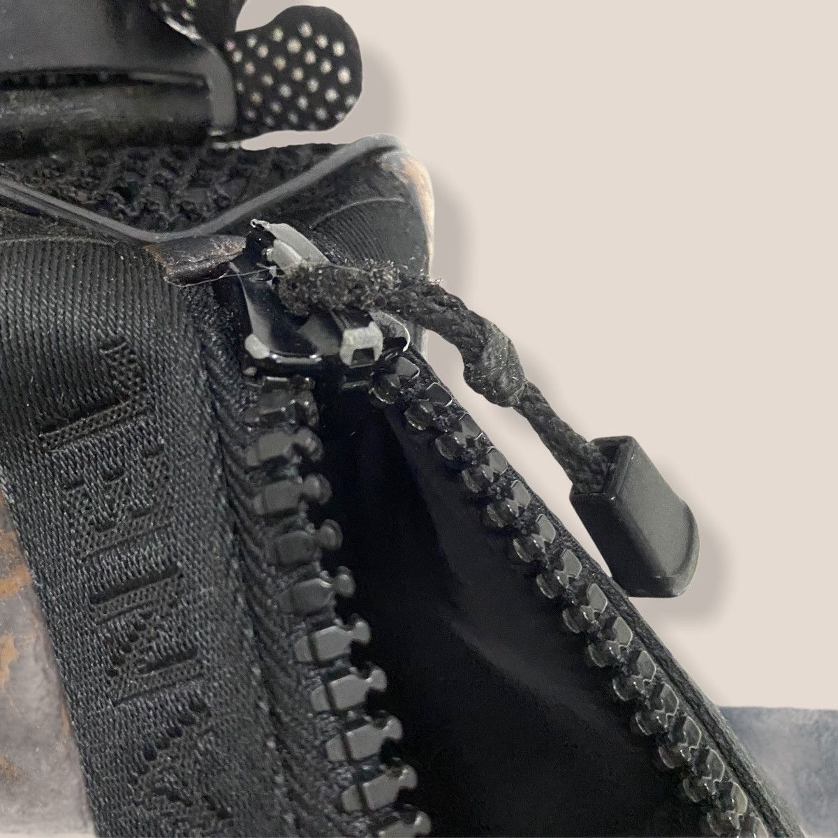 Chanel ‼️LASTDROP‼️AUTH. CHANEL BLACK PRINTED VINLY AND MESH CC SPORT Size ONE SIZE - 12 Thumbnail