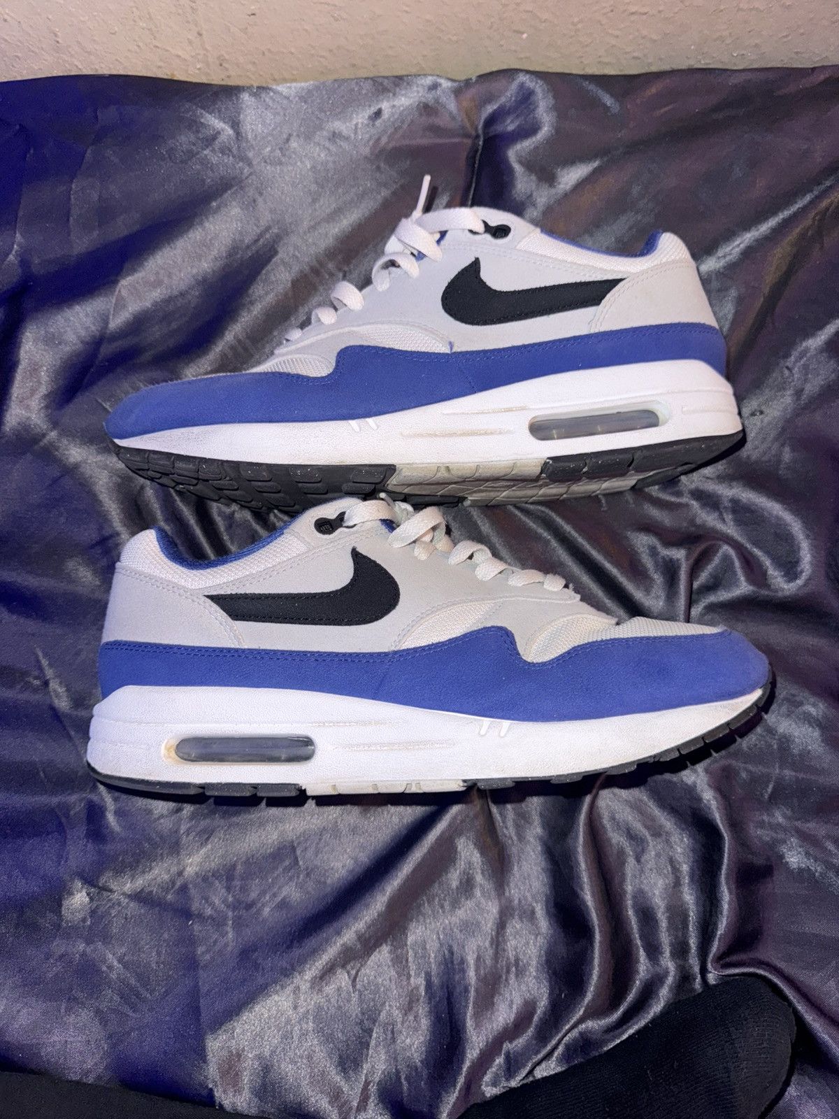 Nike Air max Size US 9.5 / EU 42-43 - 2 Thumbnail