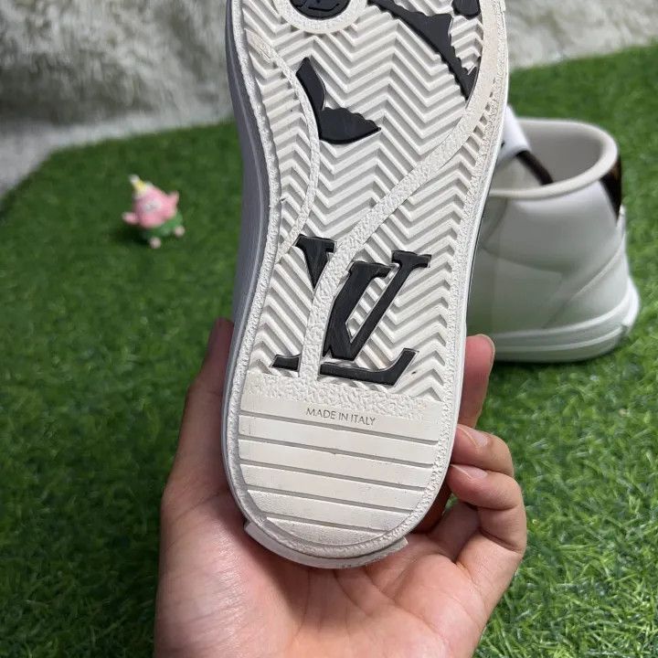 Louis Vuitton Louis Vuitton Charlie White High-Top Sneakers -2508 Size US 5 / IT 35 - 6 Thumbnail
