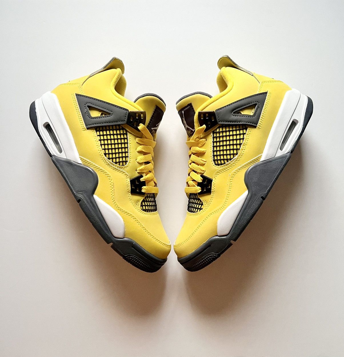 4s jordan yellow