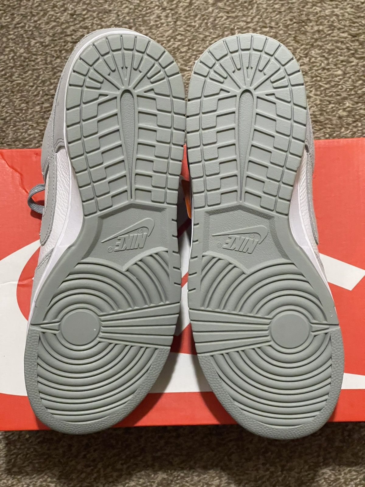 Nike *New* Nike Dunk Low Retro SE Light Pumice Size US 11.5 / EU 44-45 - 3 Thumbnail