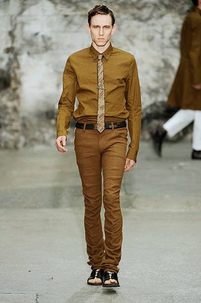 Kazuyuki Kumagai Attachment KAZUYUKI KUMAGAI ATTACHMENT Jtype Curved woven stretch pants Size US 30 / EU 46 - 16 Thumbnail