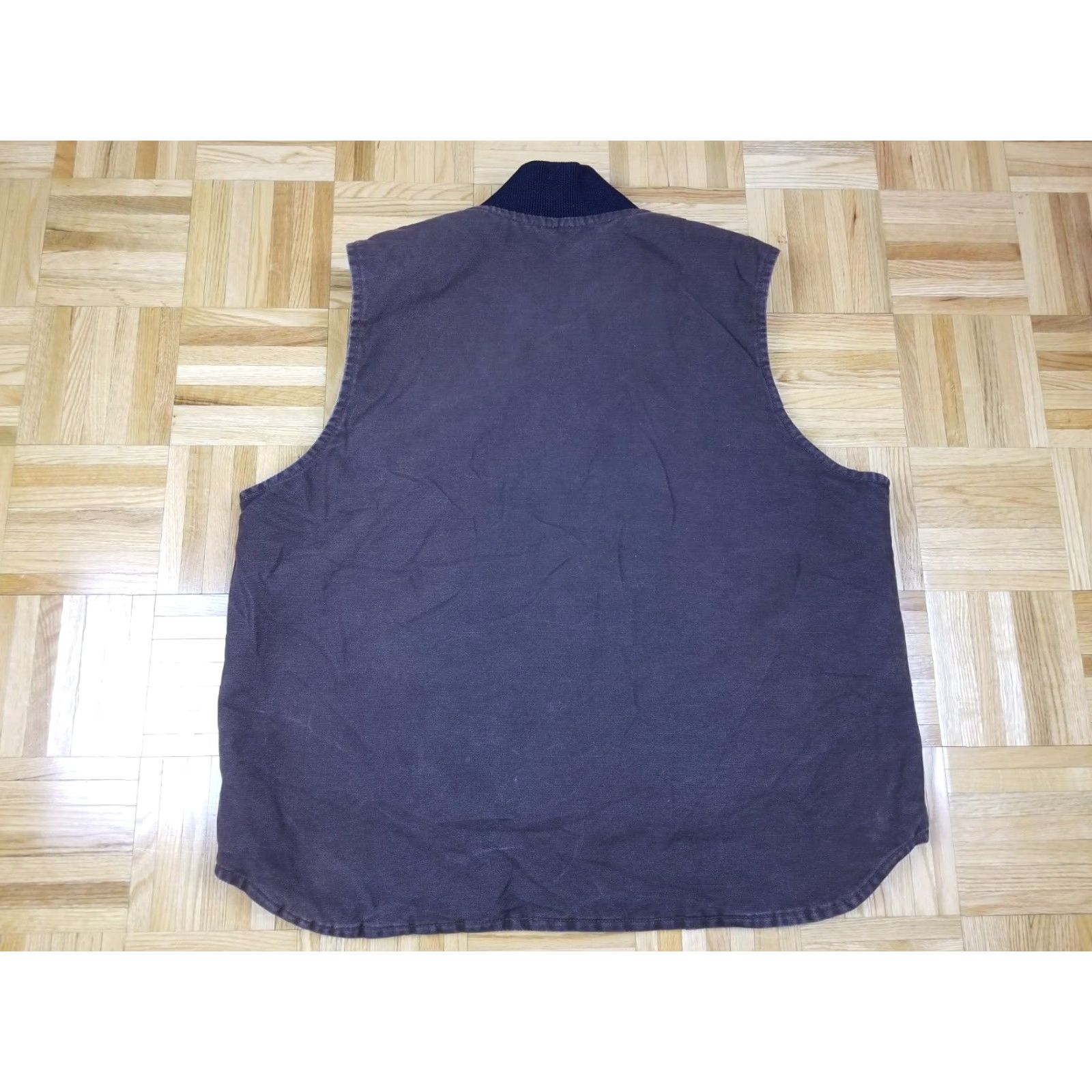 Champion VINTAGE CARHARTT BROWN DUCK QUILT LINED VEST JACKET SZ XLARGE Size US L / EU 52-54 / 3 - 7 Thumbnail