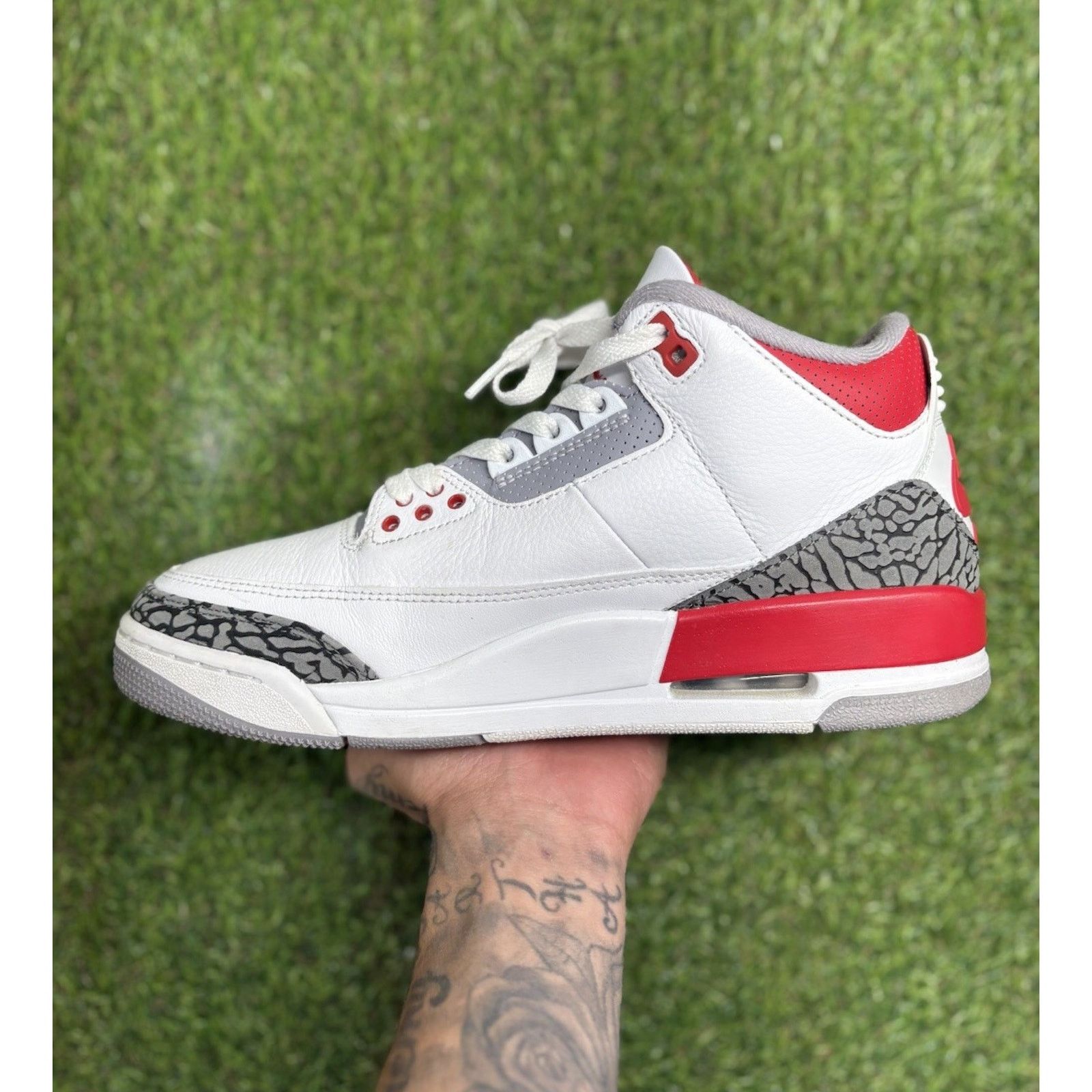 Jordan Brand Air Jordan 3 Retro Mid ' Fire Red ' | EXCELLENT CONDITION! Size US 8 / EU 41 - 4 Thumbnail
