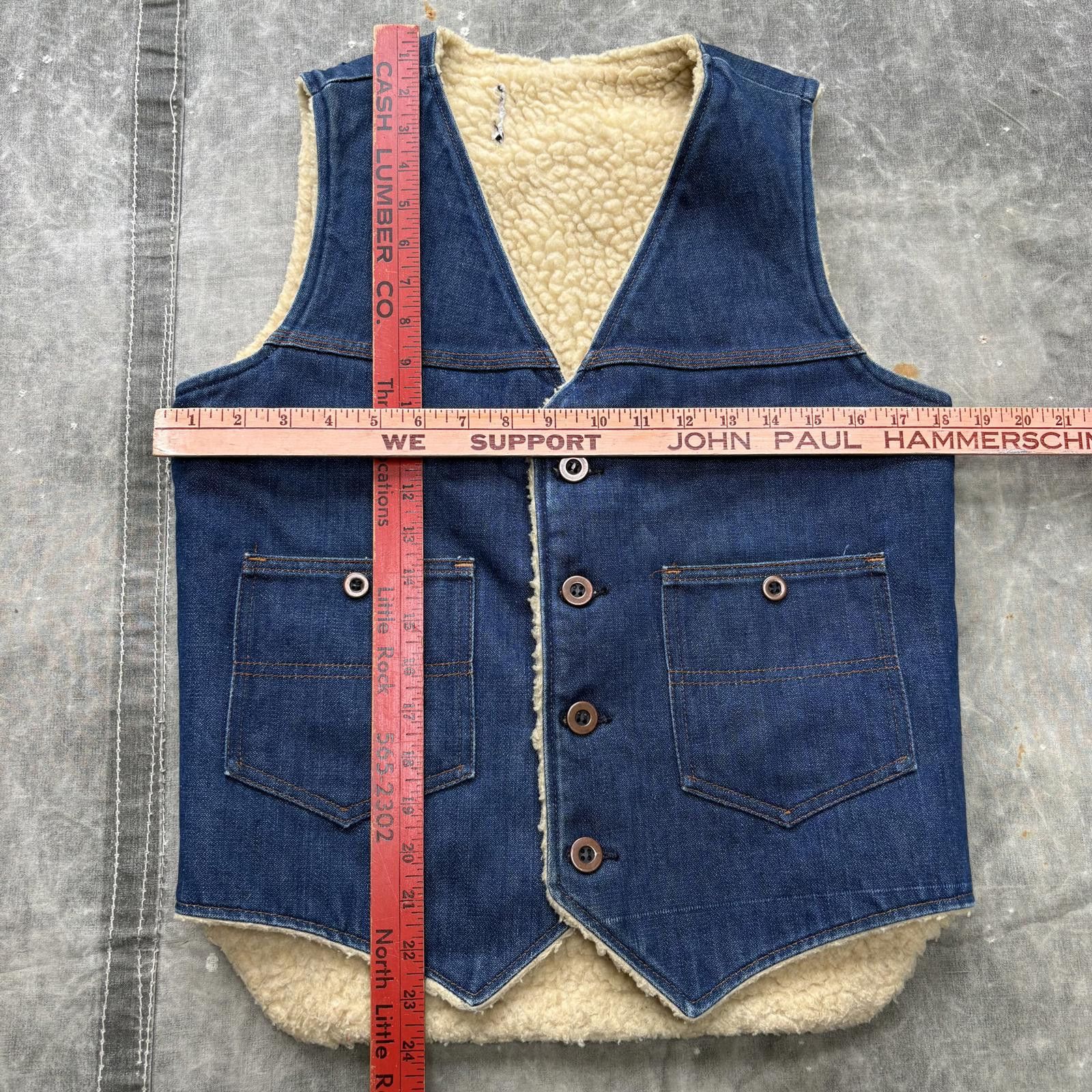 Vintage Vintage 60s 70s Dark Wash Denim Sherpa Lined Western Vest Size US S / EU 44-46 / 1 - 3 Thumbnail