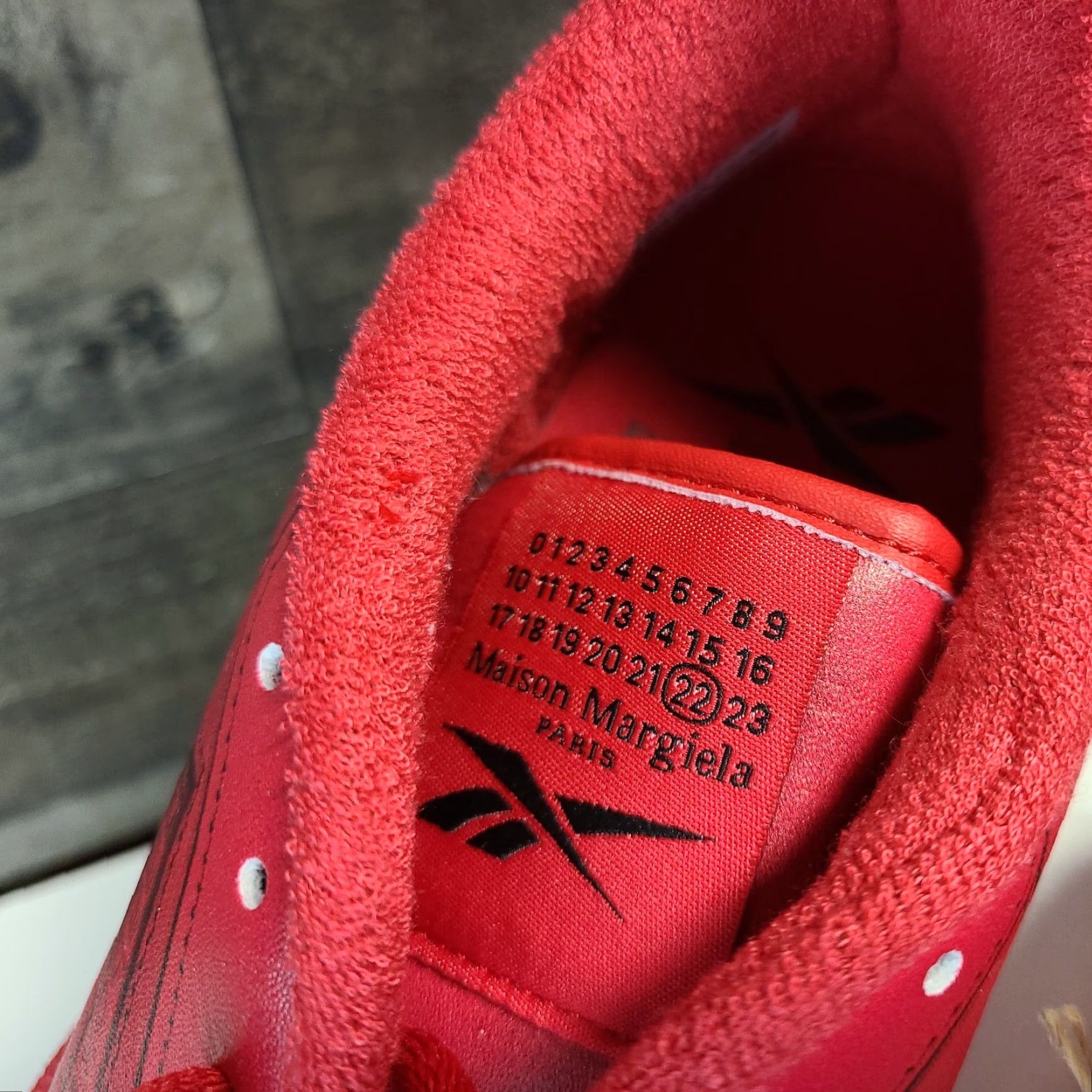 Reebok Reebok x Maison Margiela Club C Paris Red Leather Sneakers Sz 9 Mens Low Top Size US 9 / EU 42 - 7 Thumbnail
