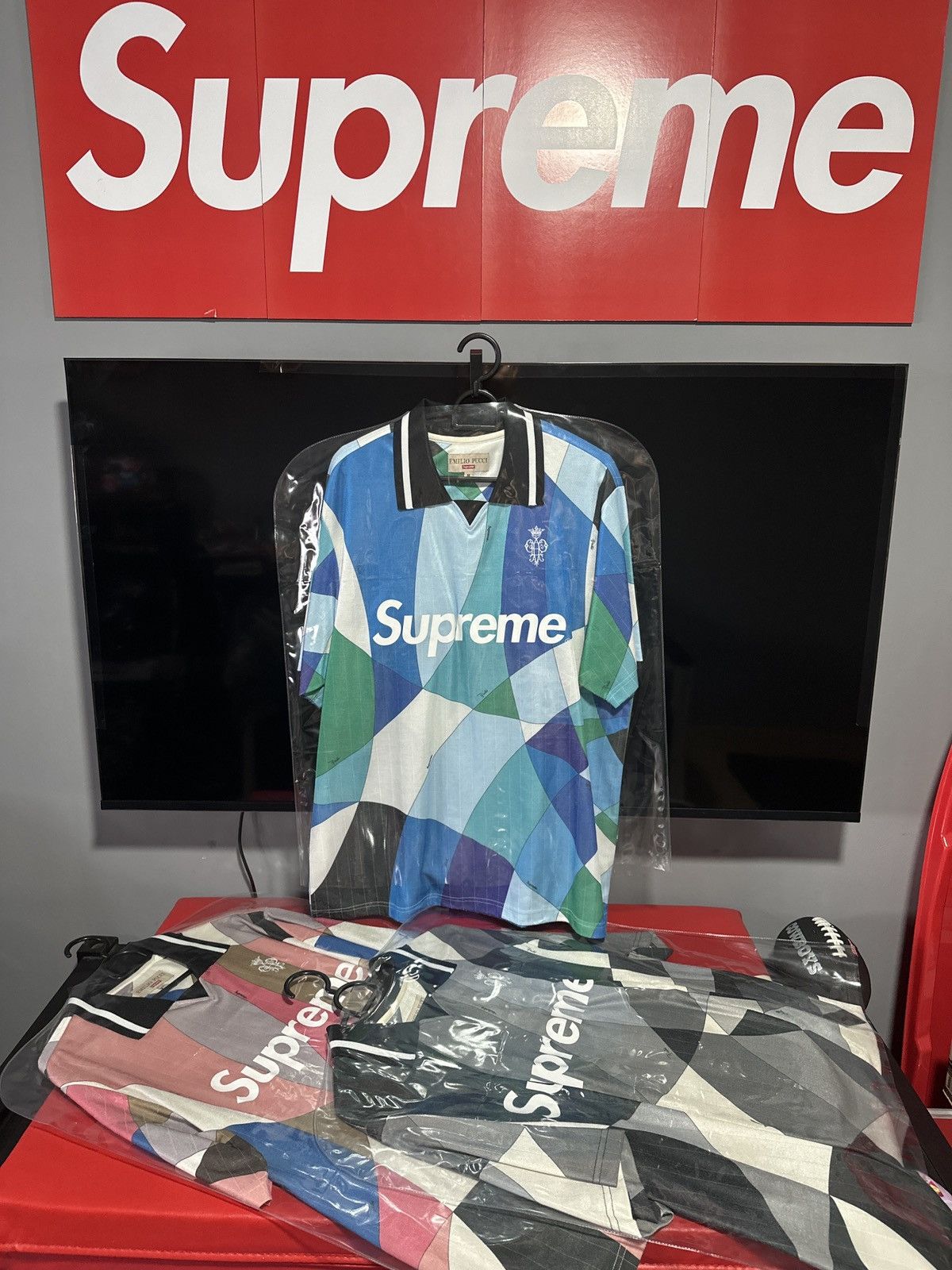 Supreme Supreme Emilio Pucci Size US M / EU 48-50 / 2 - 1 Thumbnail