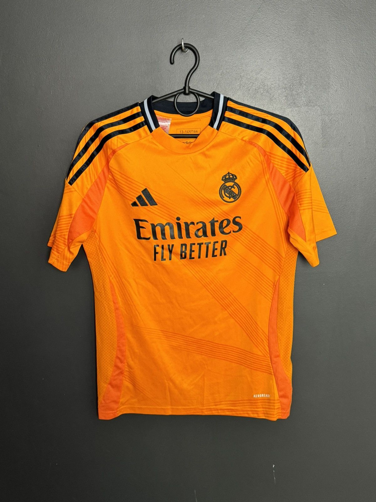 Adidas KIDS New Real Madrid 24/25 Away Vinicius Jr Football Jersey Size US XS / EU 42 / 0 - 2 Thumbnail