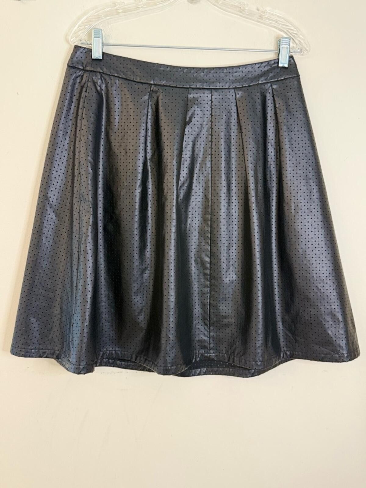 Worthington Worthington black faux leather mesh mini skirt pockets SZ 8 Size 30" / US 8 / IT 44 - 3 Thumbnail