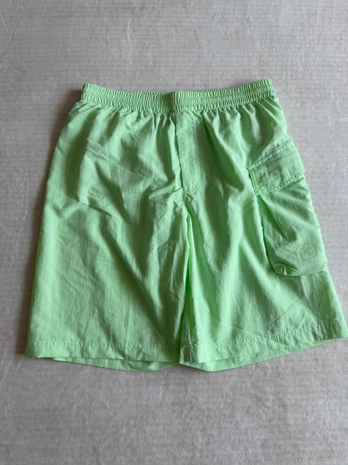 Y-3 Y-3 Casual Beach Shorts Ｑ23 Size US 34 / EU 50 - 1 Thumbnail
