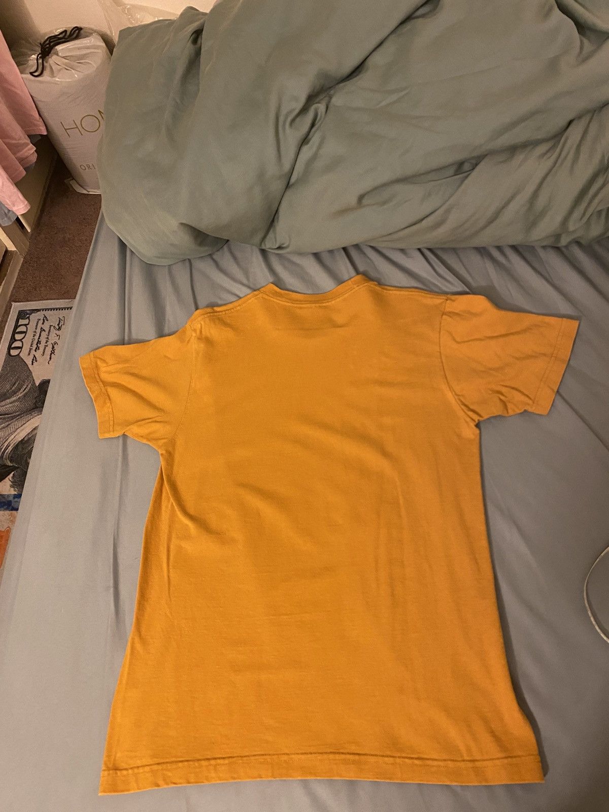 Supreme Supreme KRS One Tee Gold Size M Size US M / EU 48-50 / 2 - 4 Thumbnail