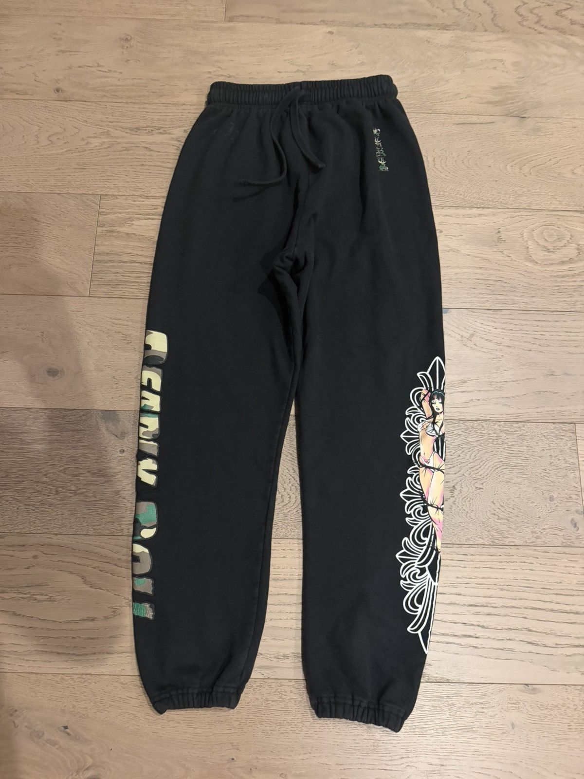Chrome Hearts Chrome hearts deadly doll friends & family sweatpants Size US 30 / EU 46 - 1 Thumbnail